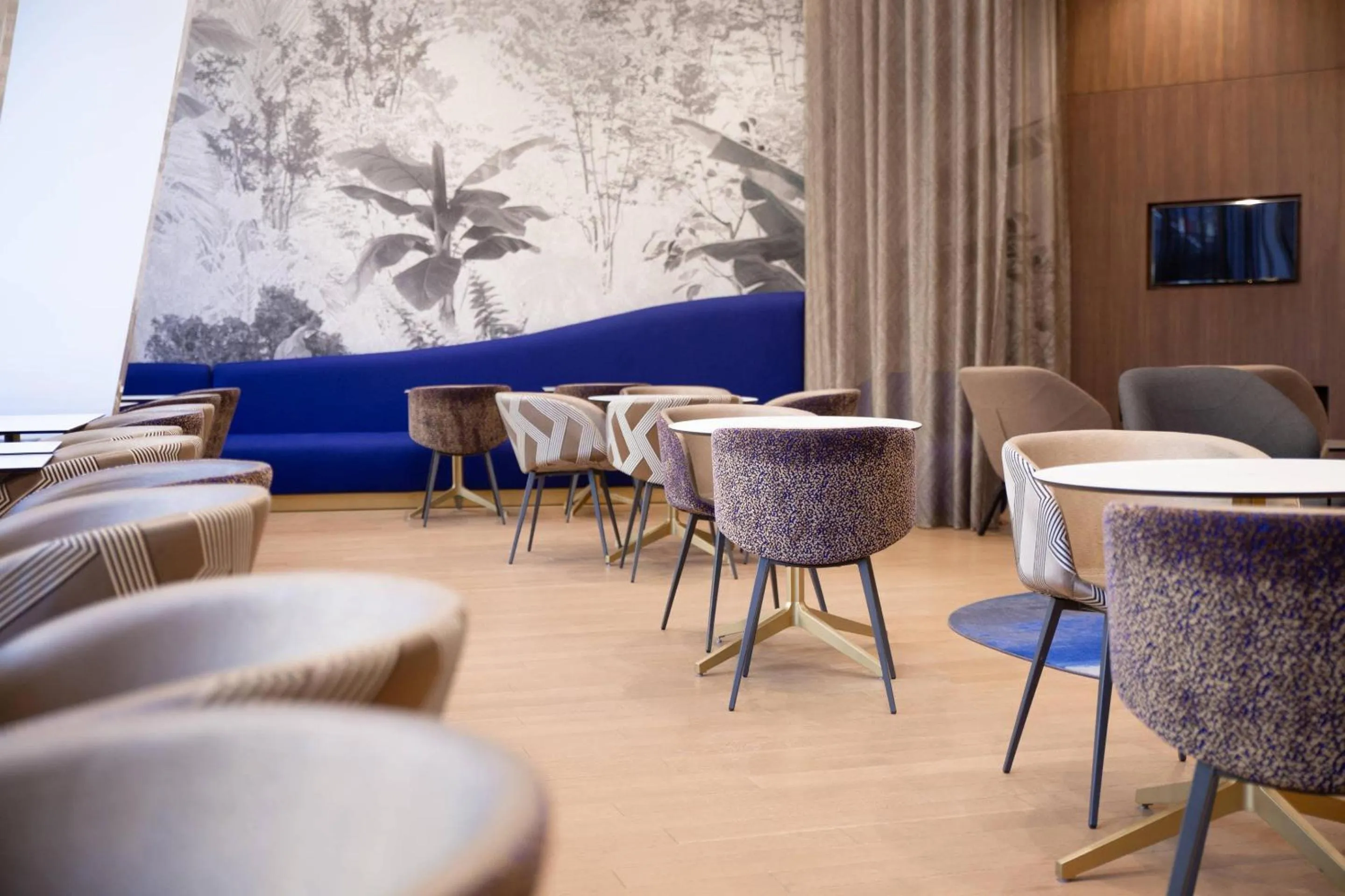 Meeting/conference room in Clarion Paris CDG Airport