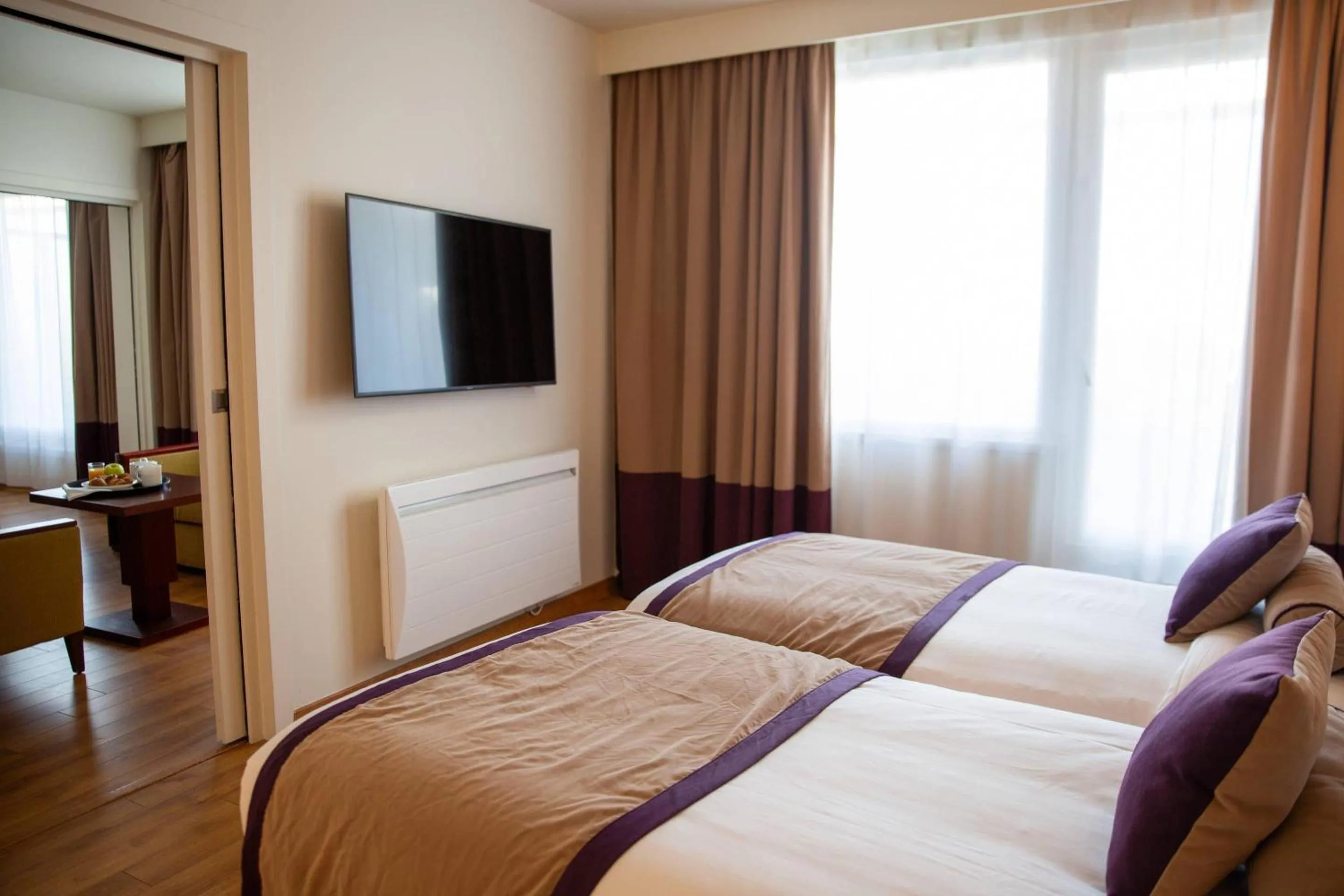 Bedroom, Bed in Clarion Paris CDG Airport