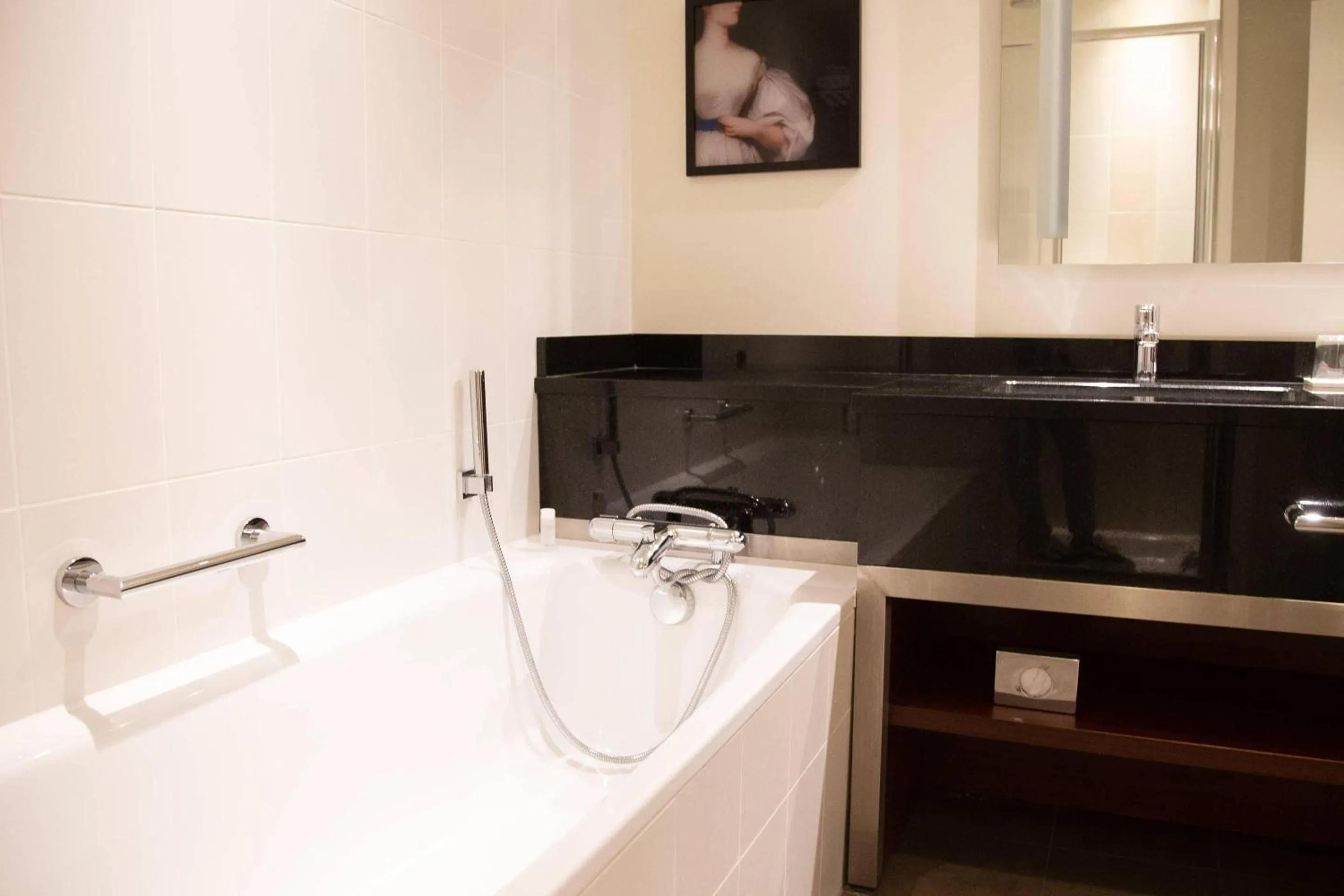 Bedroom in Clarion Paris CDG Airport