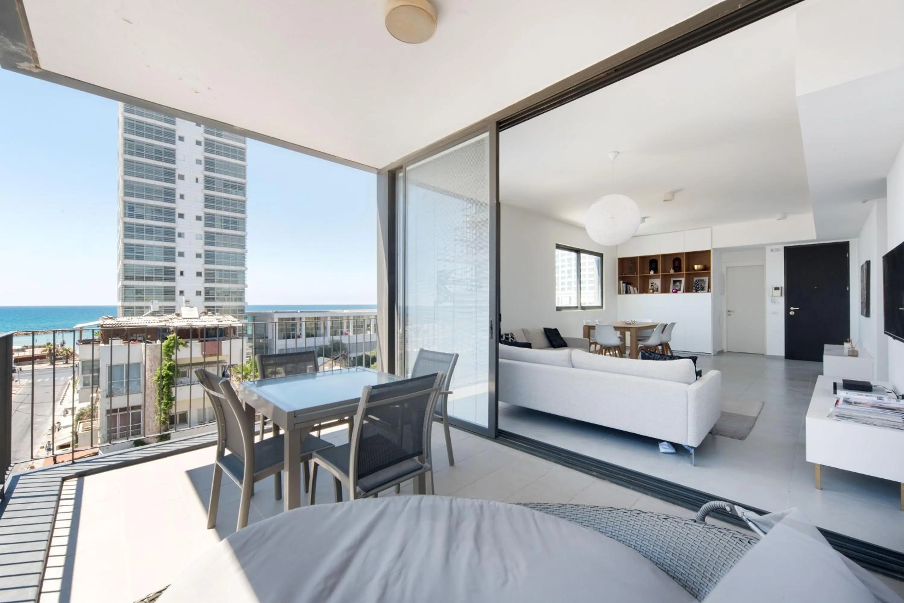 Modern Sea 2BR in Beach Club by HolyGuest