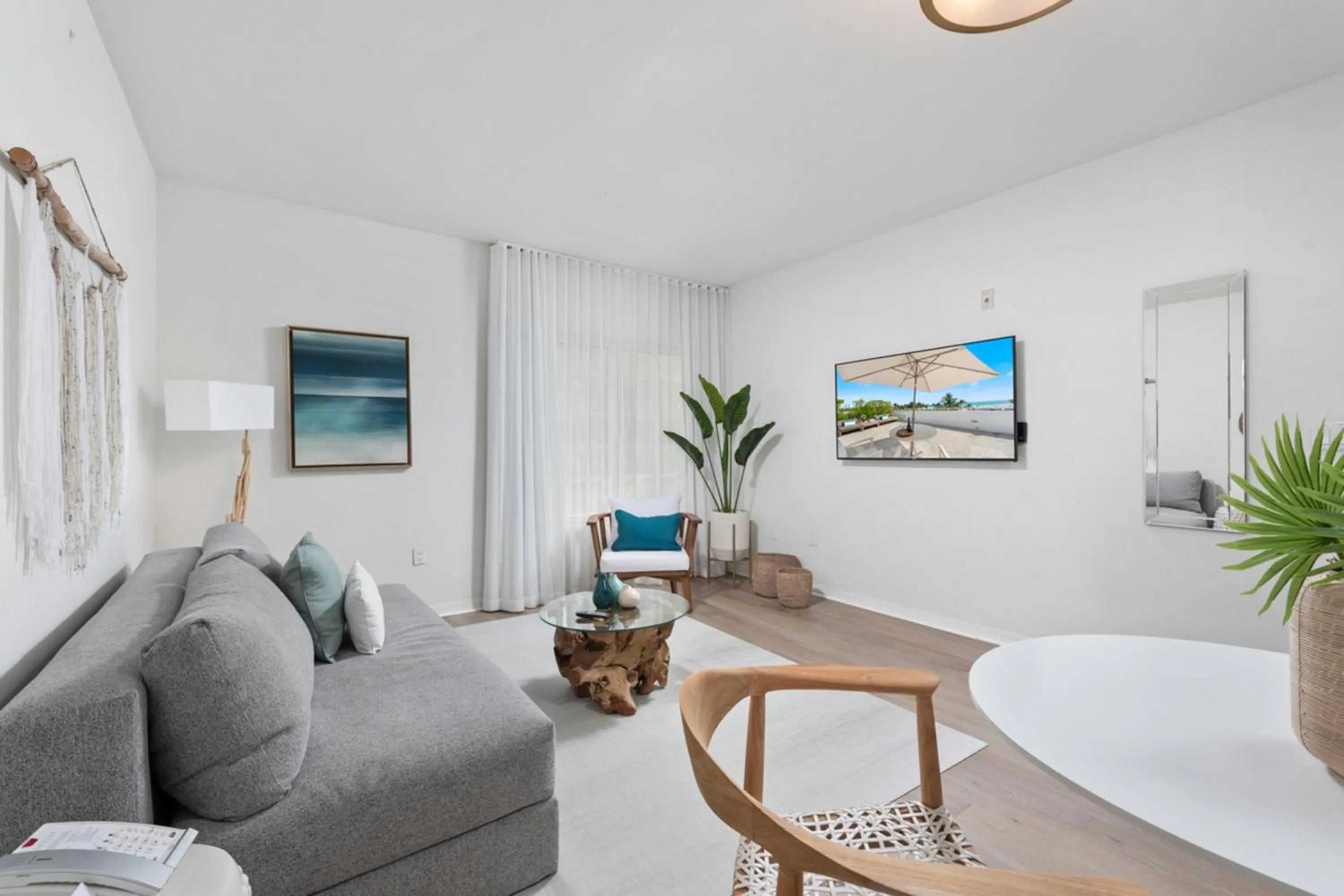 Living room in Bentley Hotel South Beach