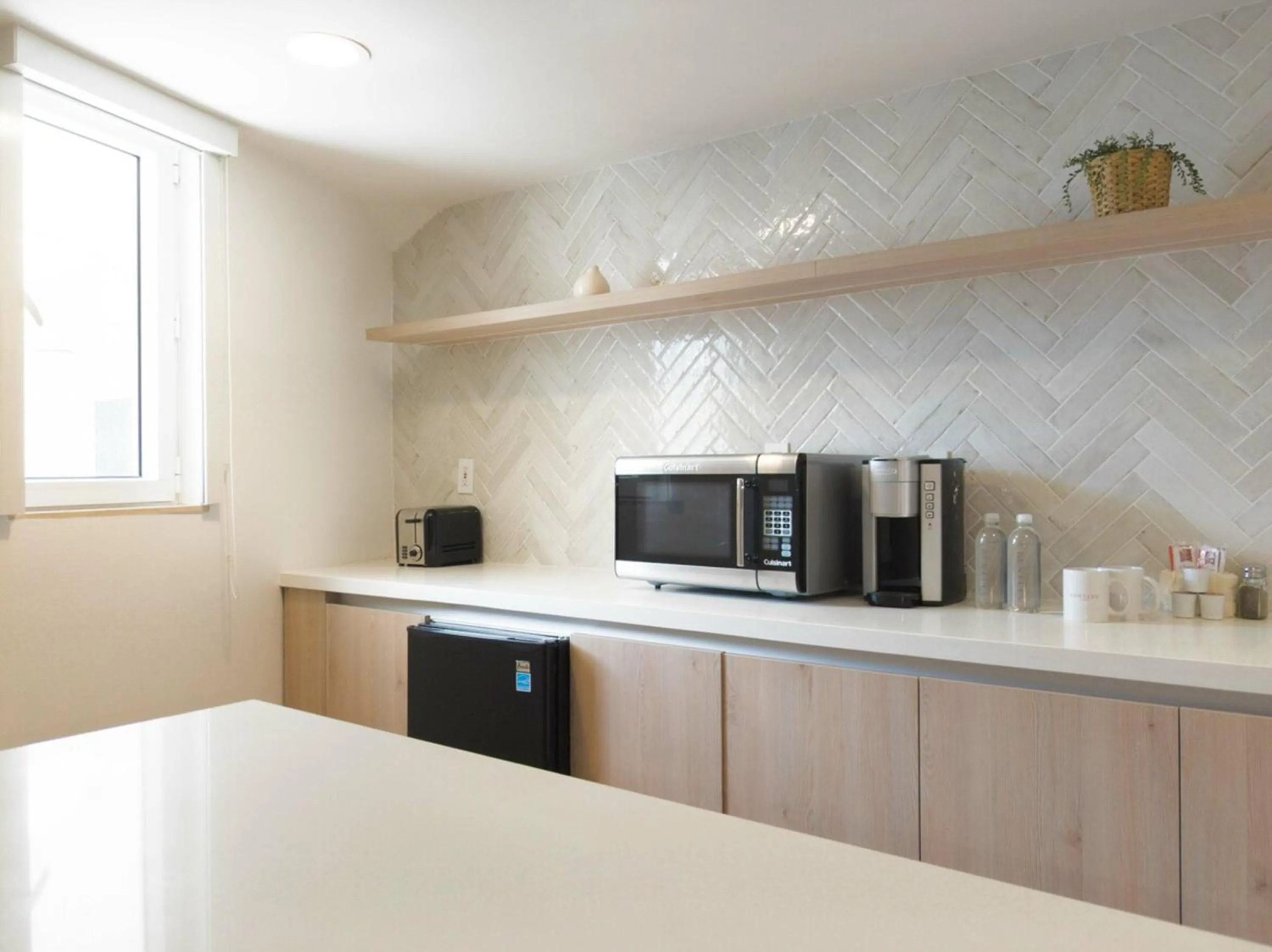 Kitchen or kitchenette in Bentley Hotel South Beach