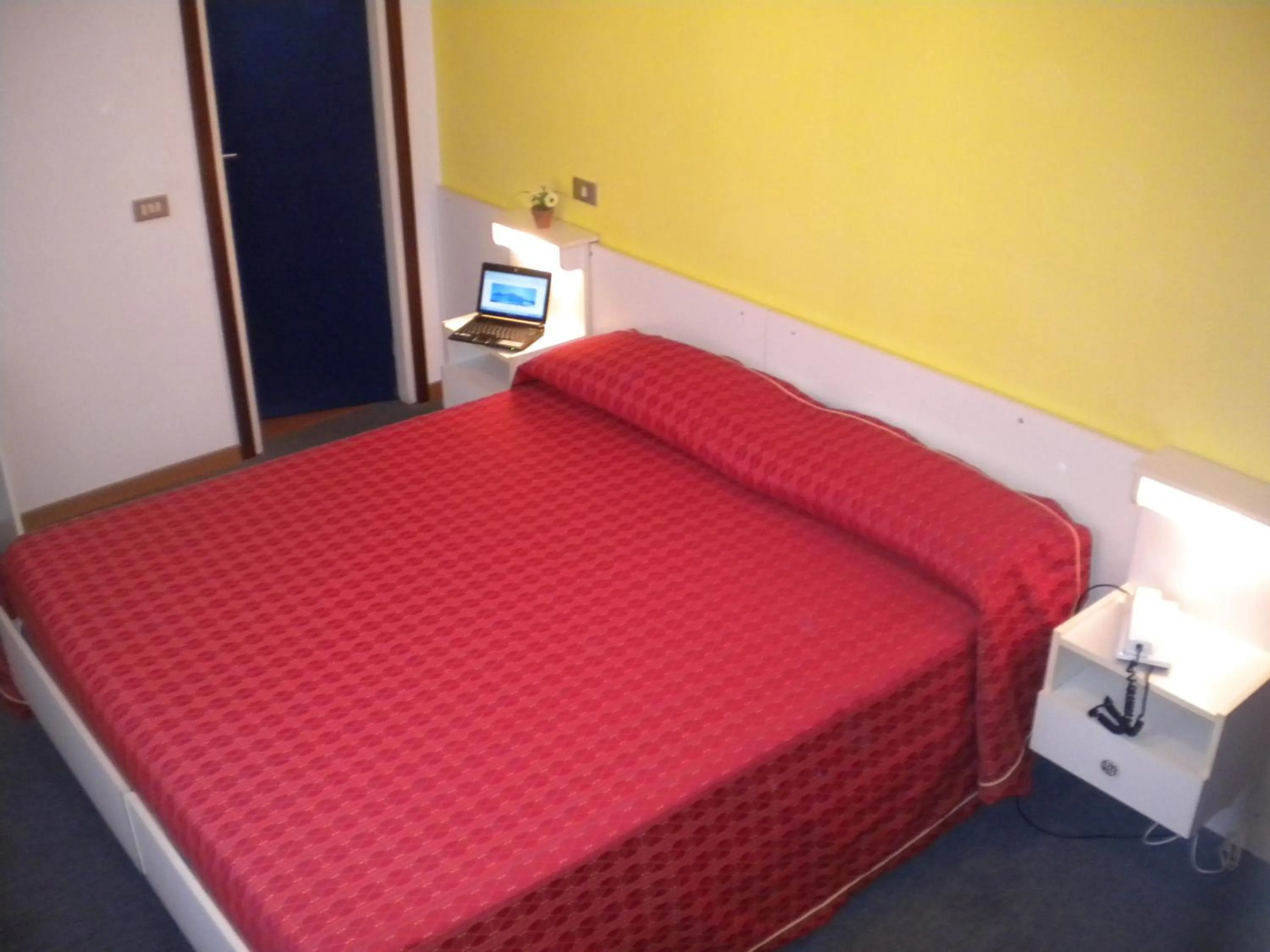 Bed in Hotel Miramonti