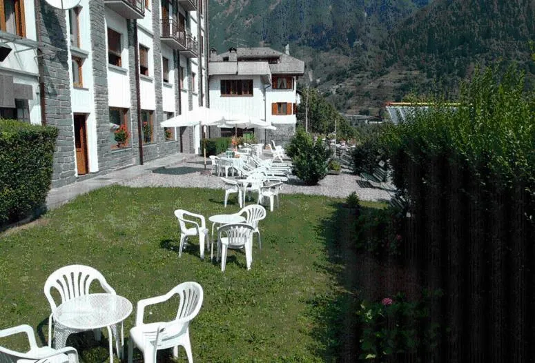 Garden in Hotel Miramonti