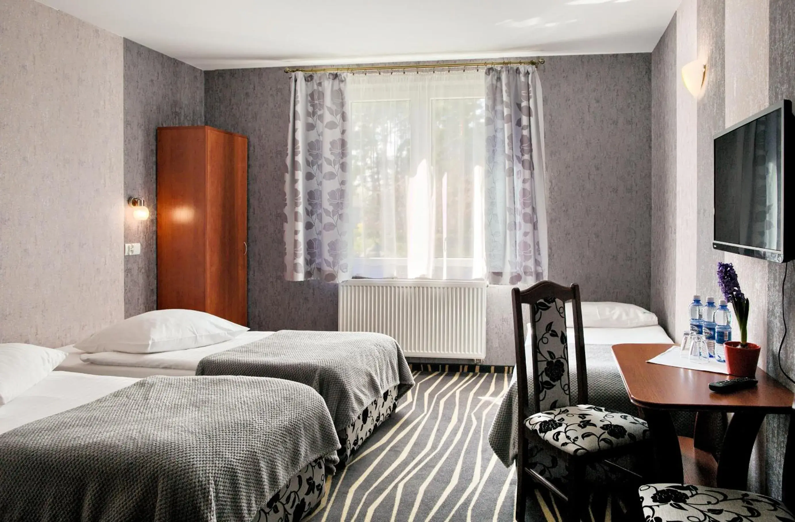 Triple Room in Hotel Horda Triple Room in Hotel Horda