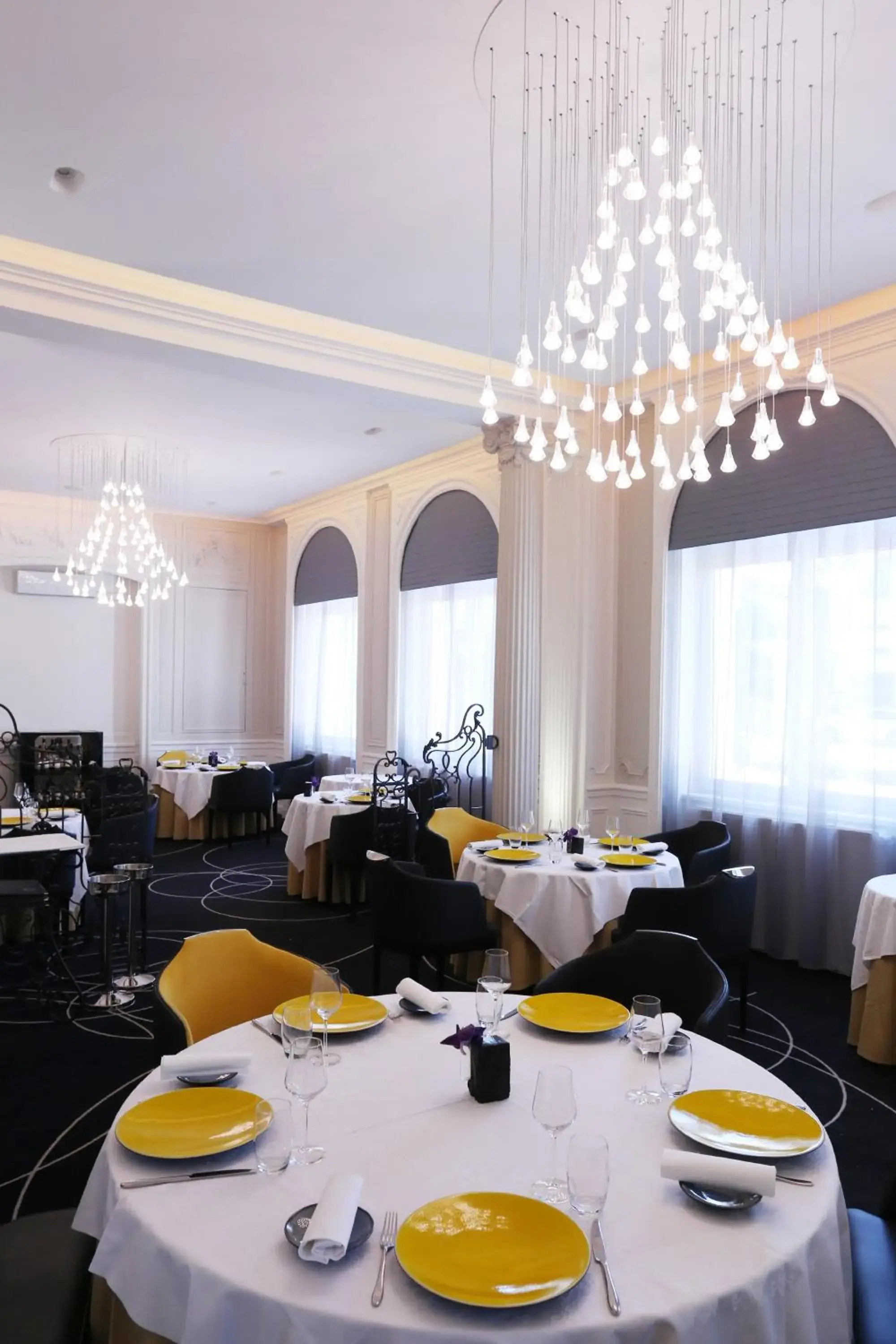Restaurant/places to eat in Château Blanchard Restaurant/places to eat in Château Blanchard