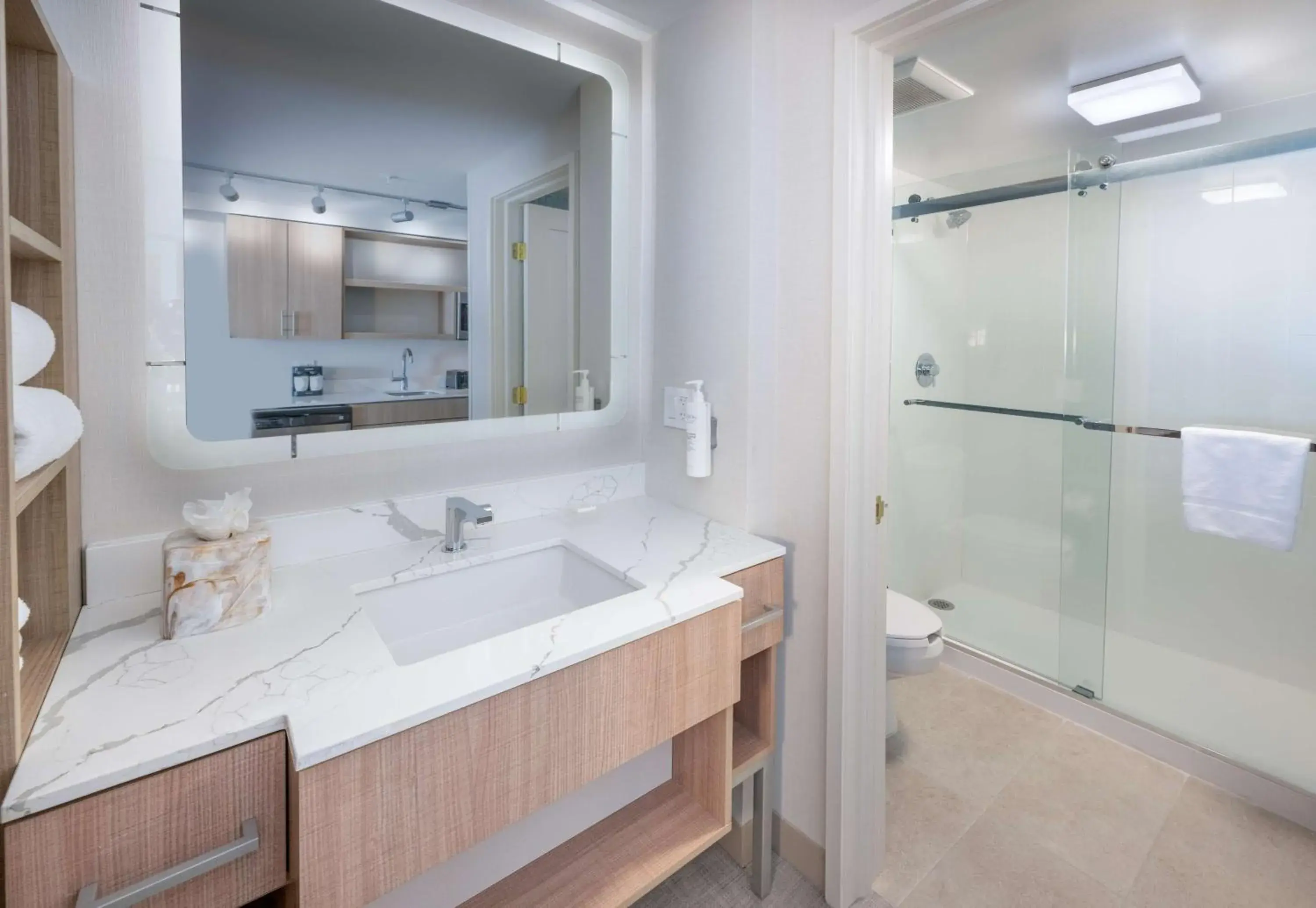 Bathroom in Homewood Suites by Hilton Atlanta Buckhead Pharr Road Bathroom in Homewood Suites by Hilton Atlanta Buckhead Pharr Road