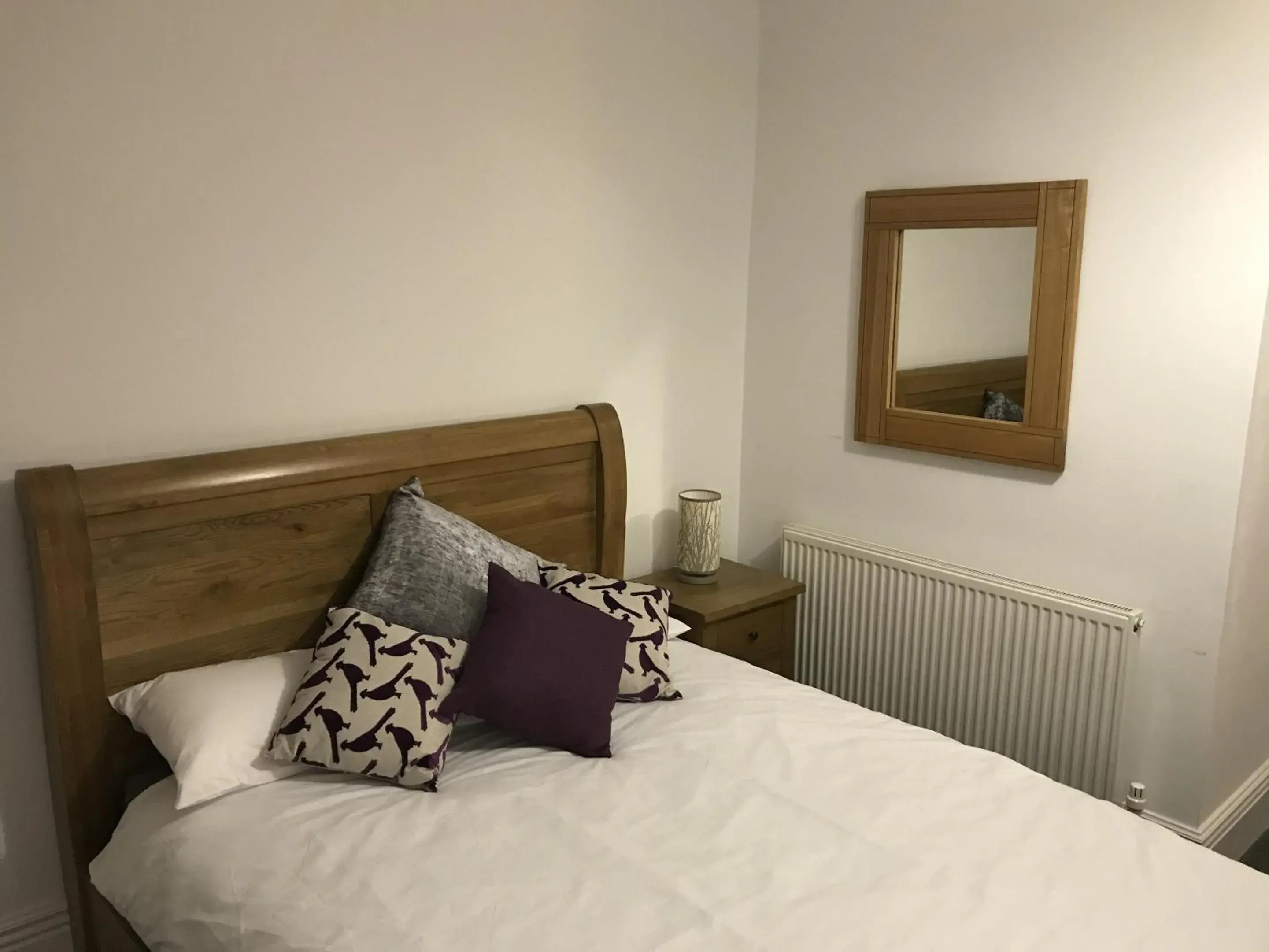 Bedroom, Bed in The Dalbury and Palmer Hotel with FREE PARKING Bedroom, Bed in The Dalbury and Palmer Hotel with FREE PARKING
