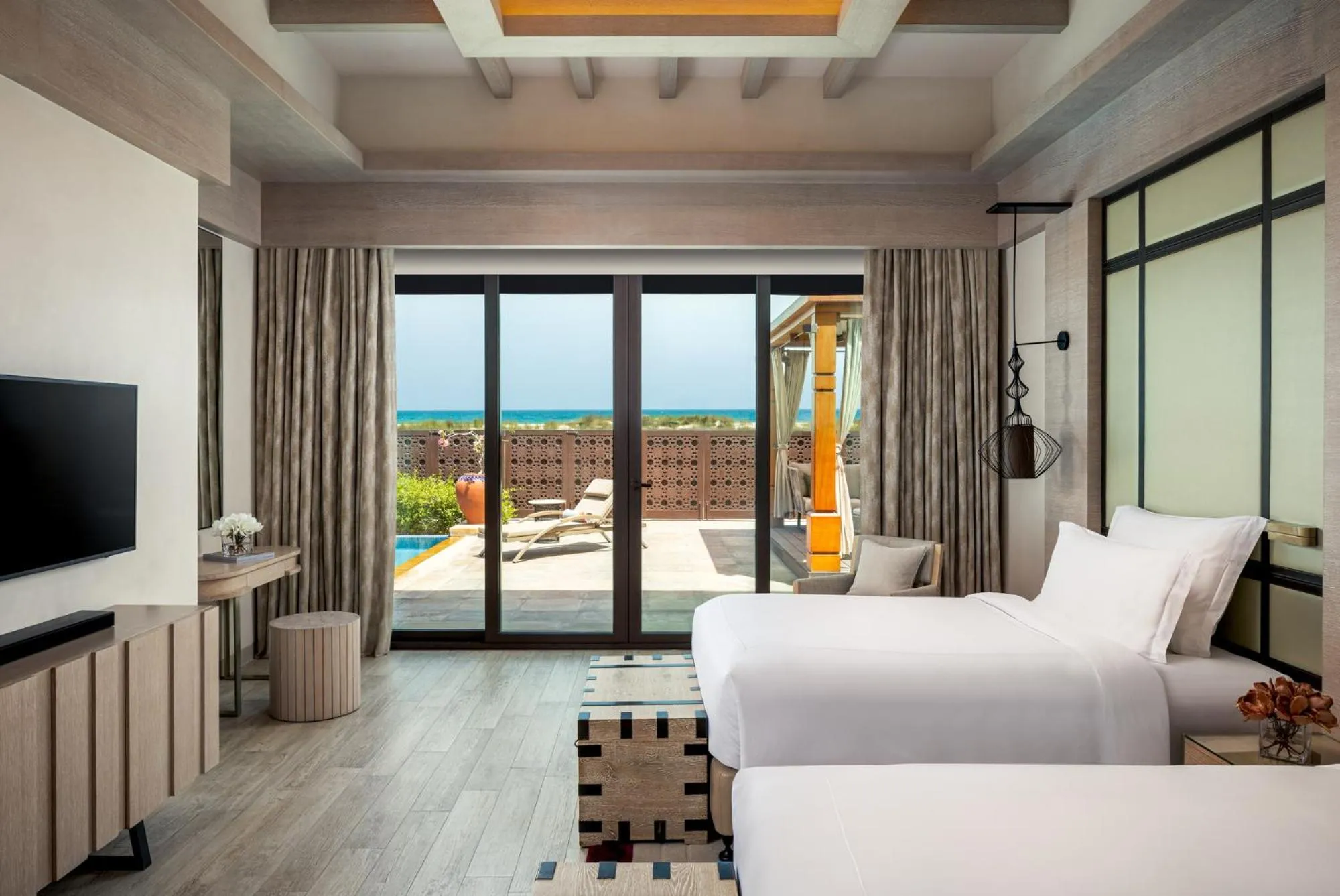 Bedroom, Bed in Saadiyat Rotana Resort and Villas