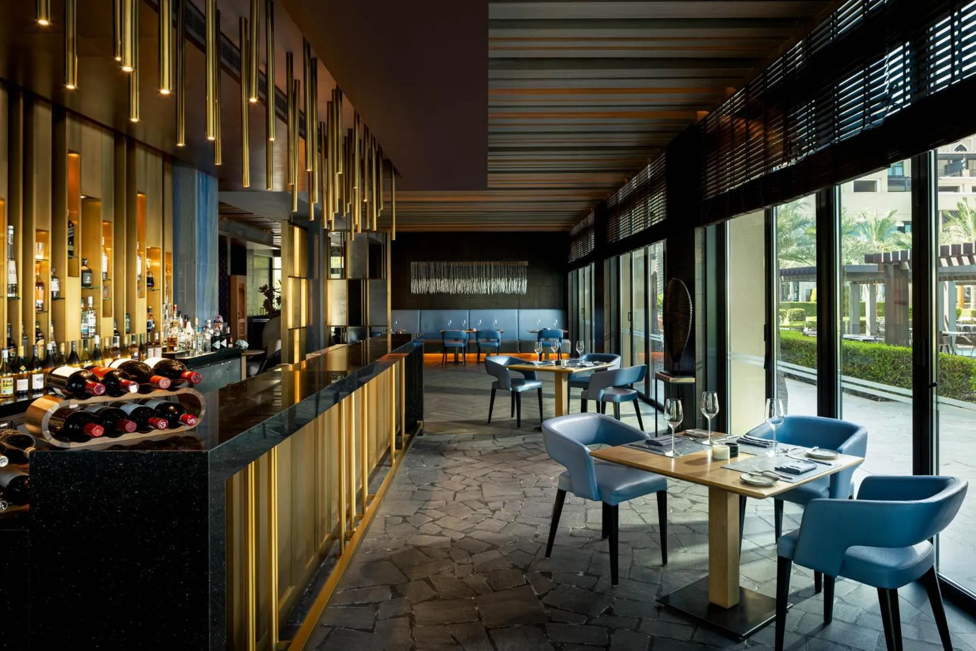 Restaurant/places to eat in Saadiyat Rotana Resort and Villas