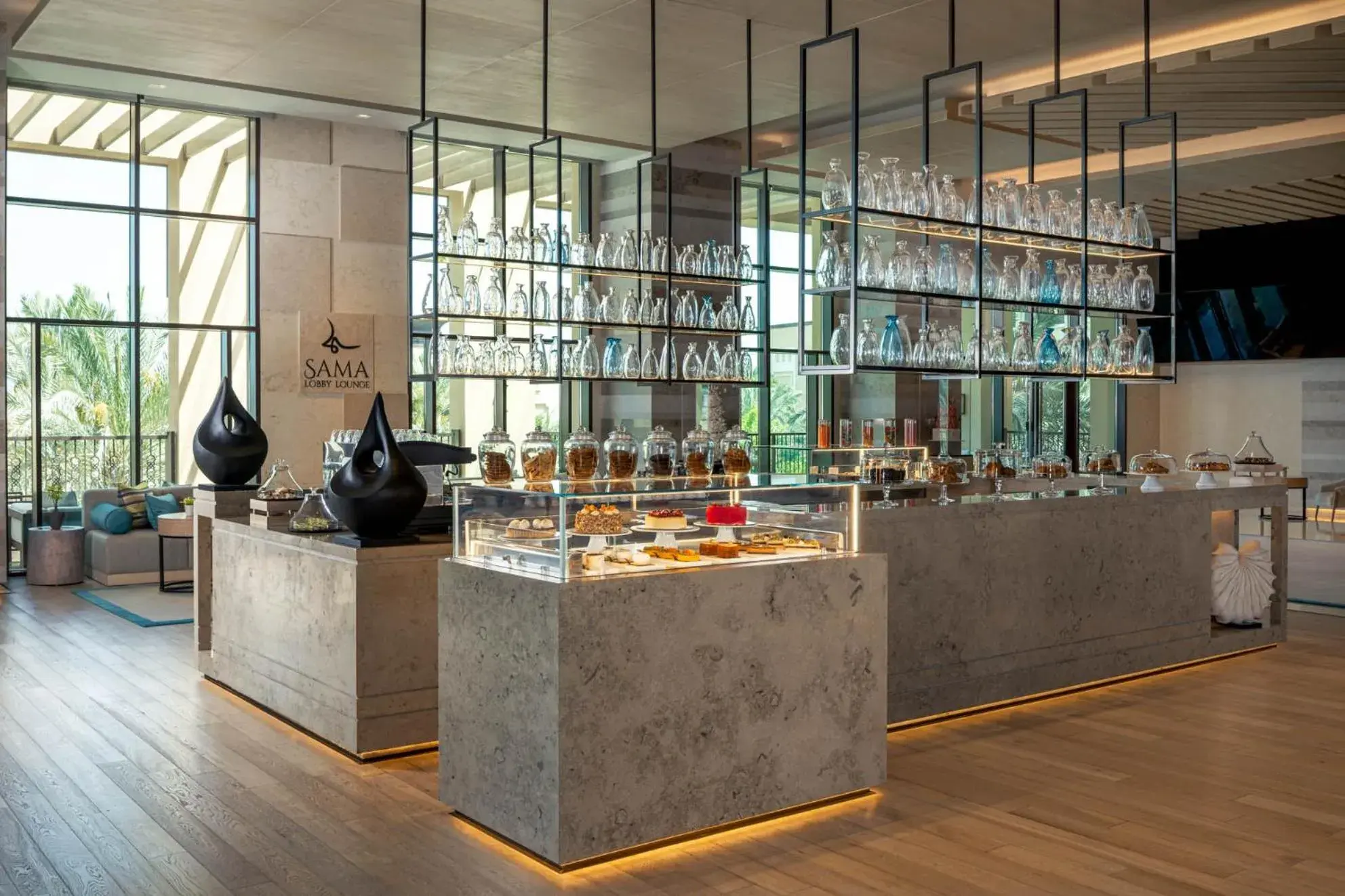 Lounge or bar in Saadiyat Rotana Resort and Villas Lounge or bar in Saadiyat Rotana Resort and Villas