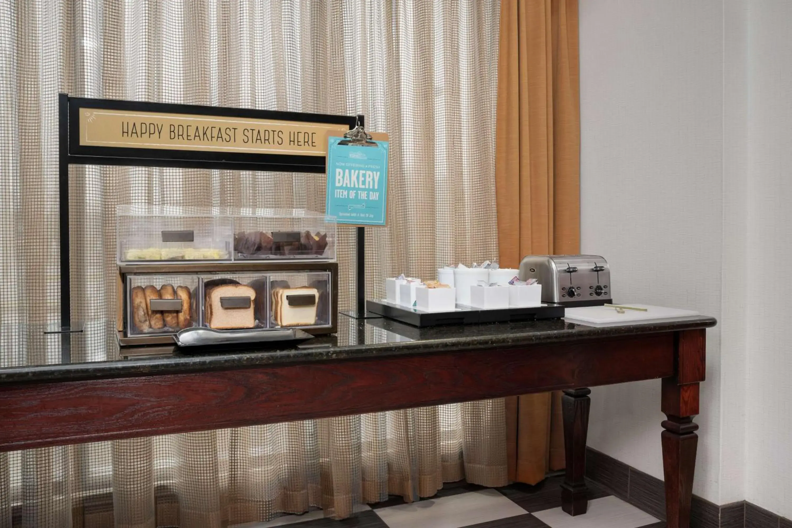 Breakfast in Hampton Inn Easton Breakfast in Hampton Inn Easton