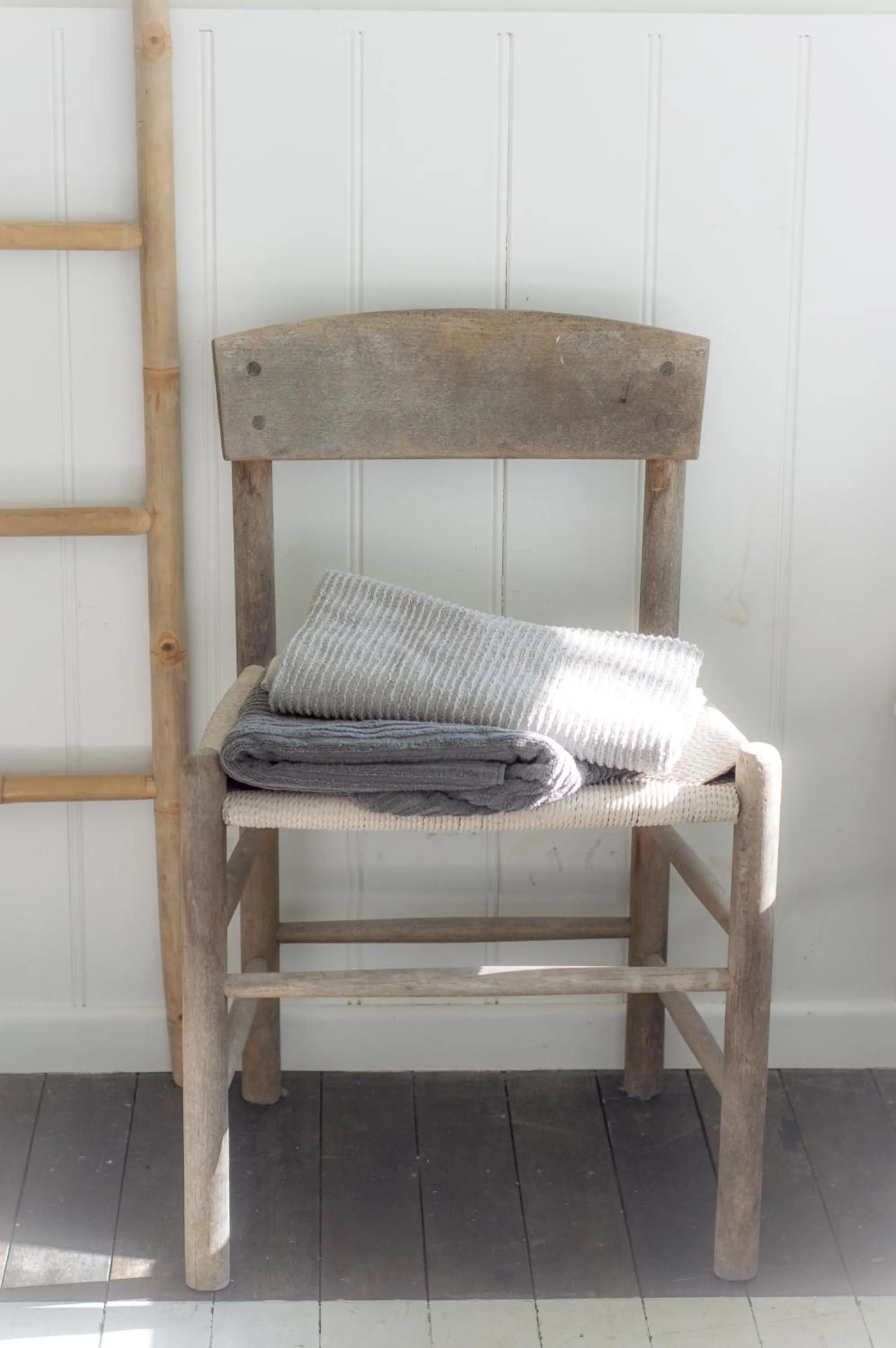Decorative detail, Bed in Byron Springs