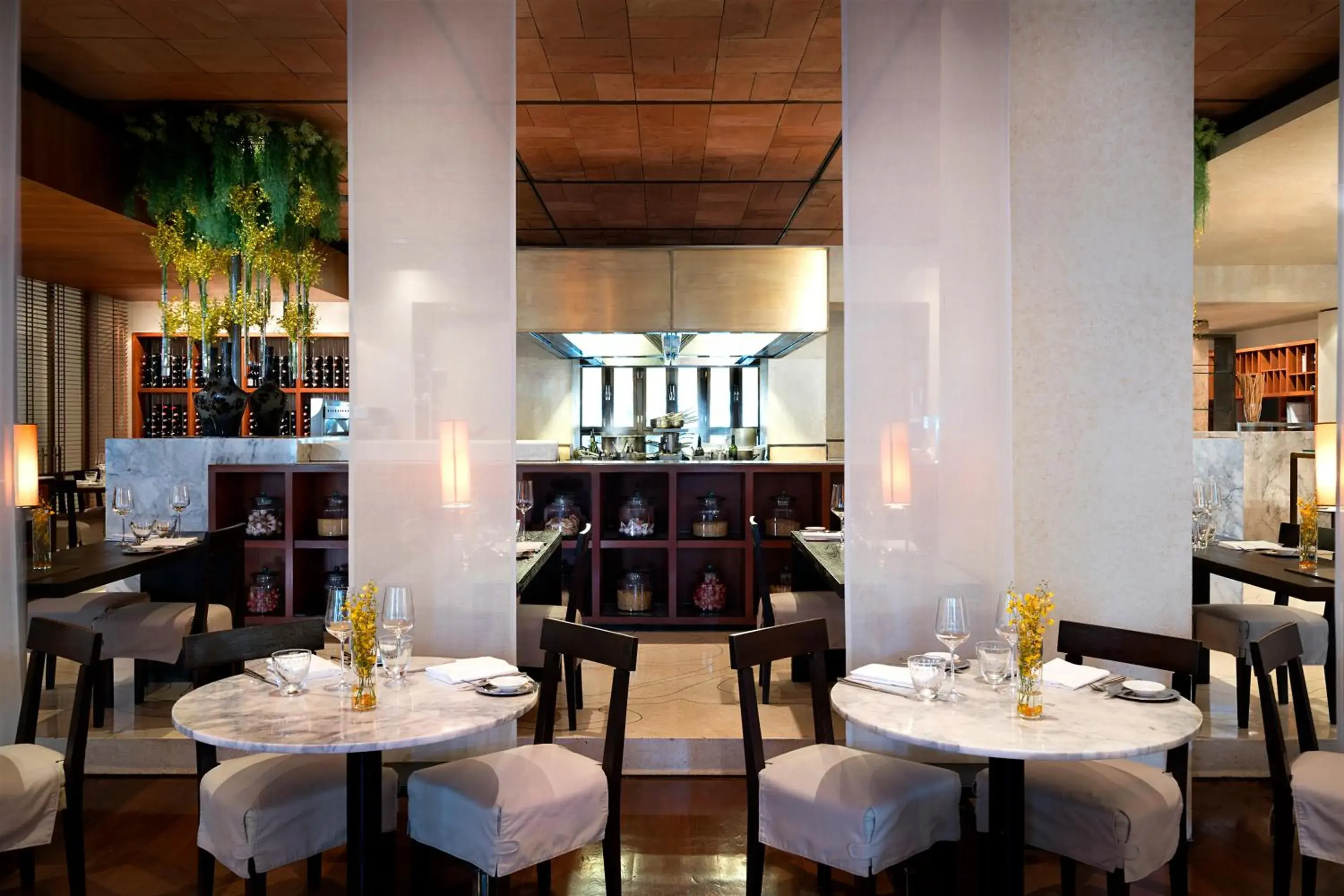 Restaurant/places to eat in Anantara Siam Bangkok Hotel Restaurant/places to eat in Anantara Siam Bangkok Hotel