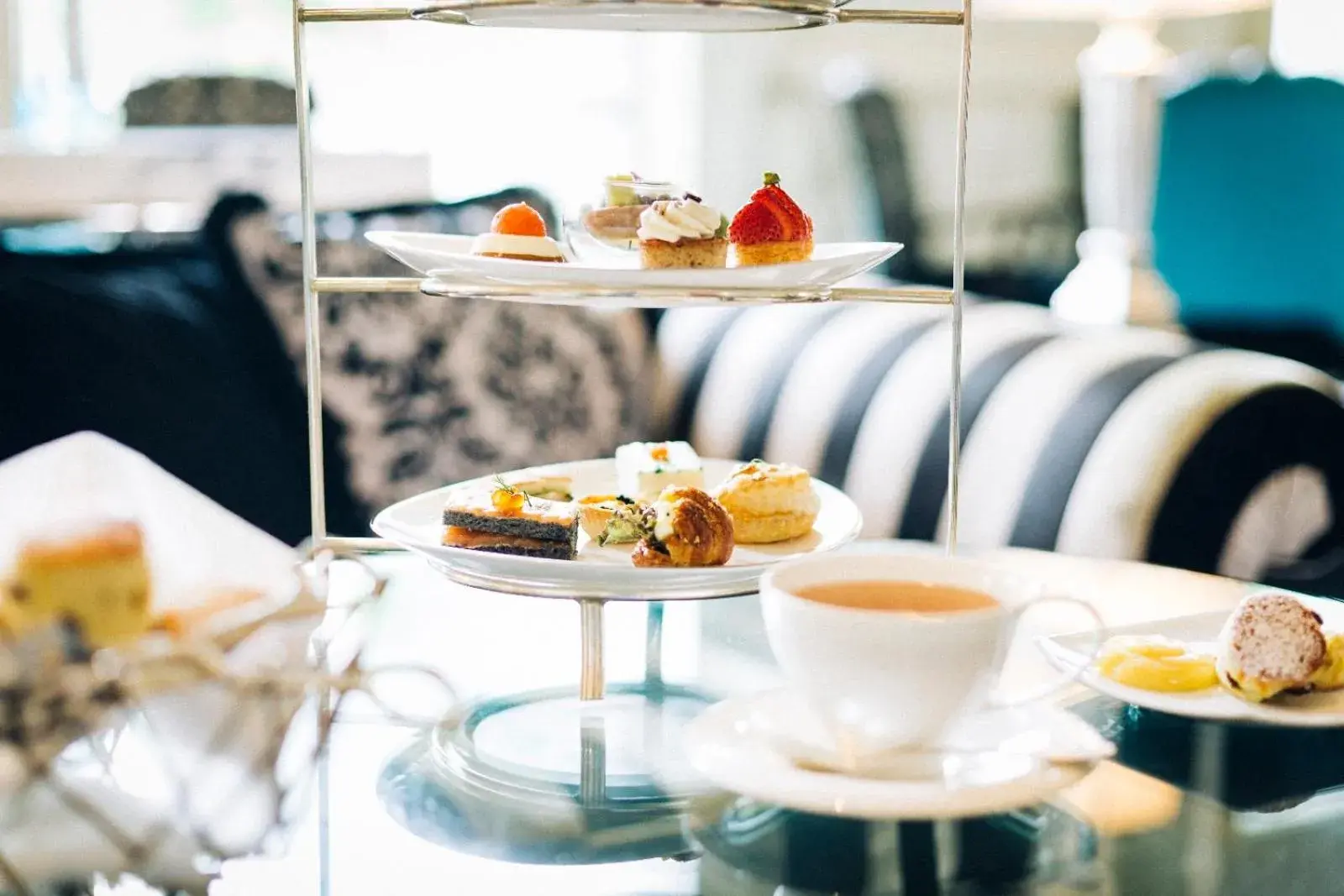 Restaurant/places to eat in Anantara Siam Bangkok Hotel Restaurant/places to eat in Anantara Siam Bangkok Hotel