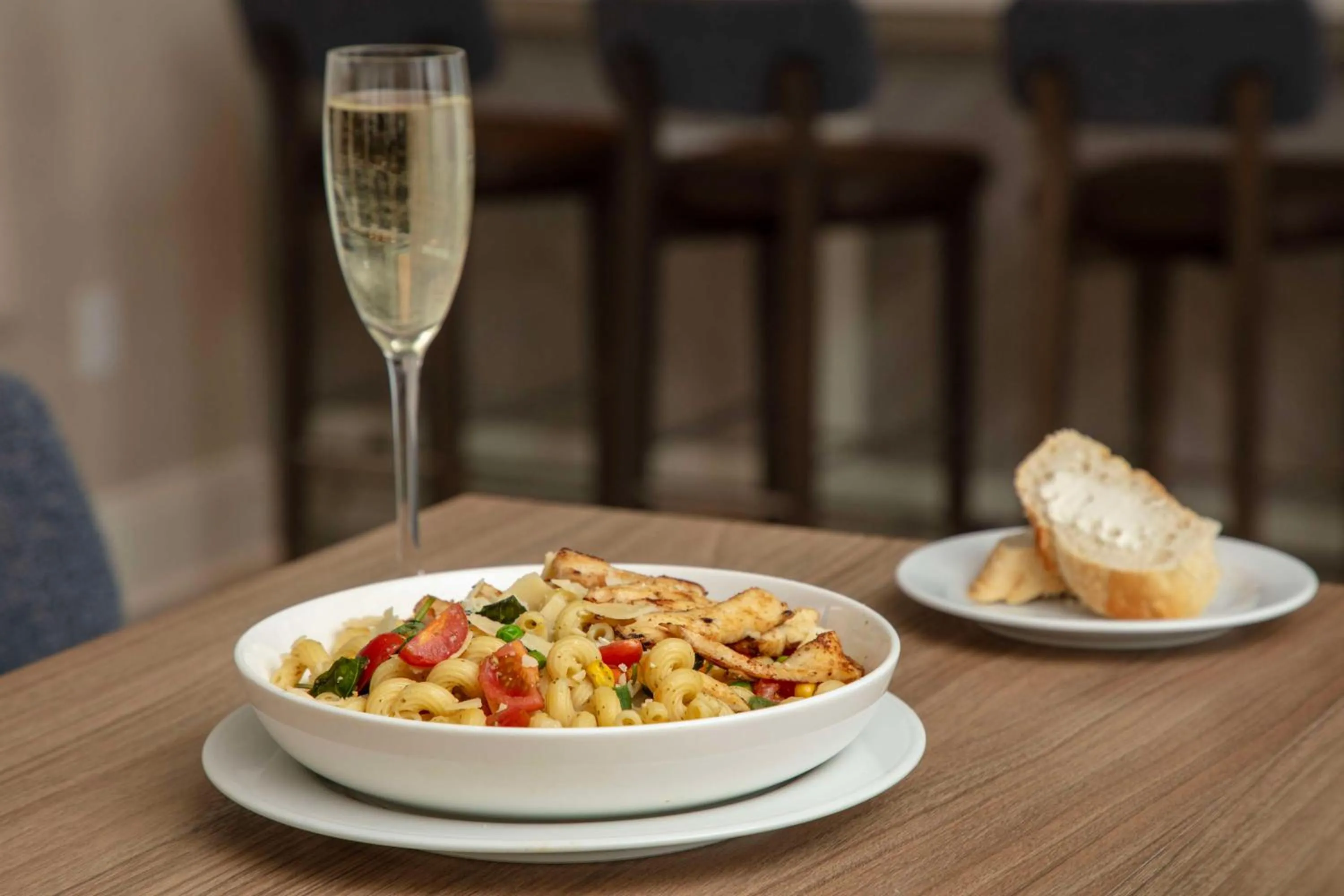 Restaurant/places to eat in Hilton Garden Inn Atlanta North/Johns Creek