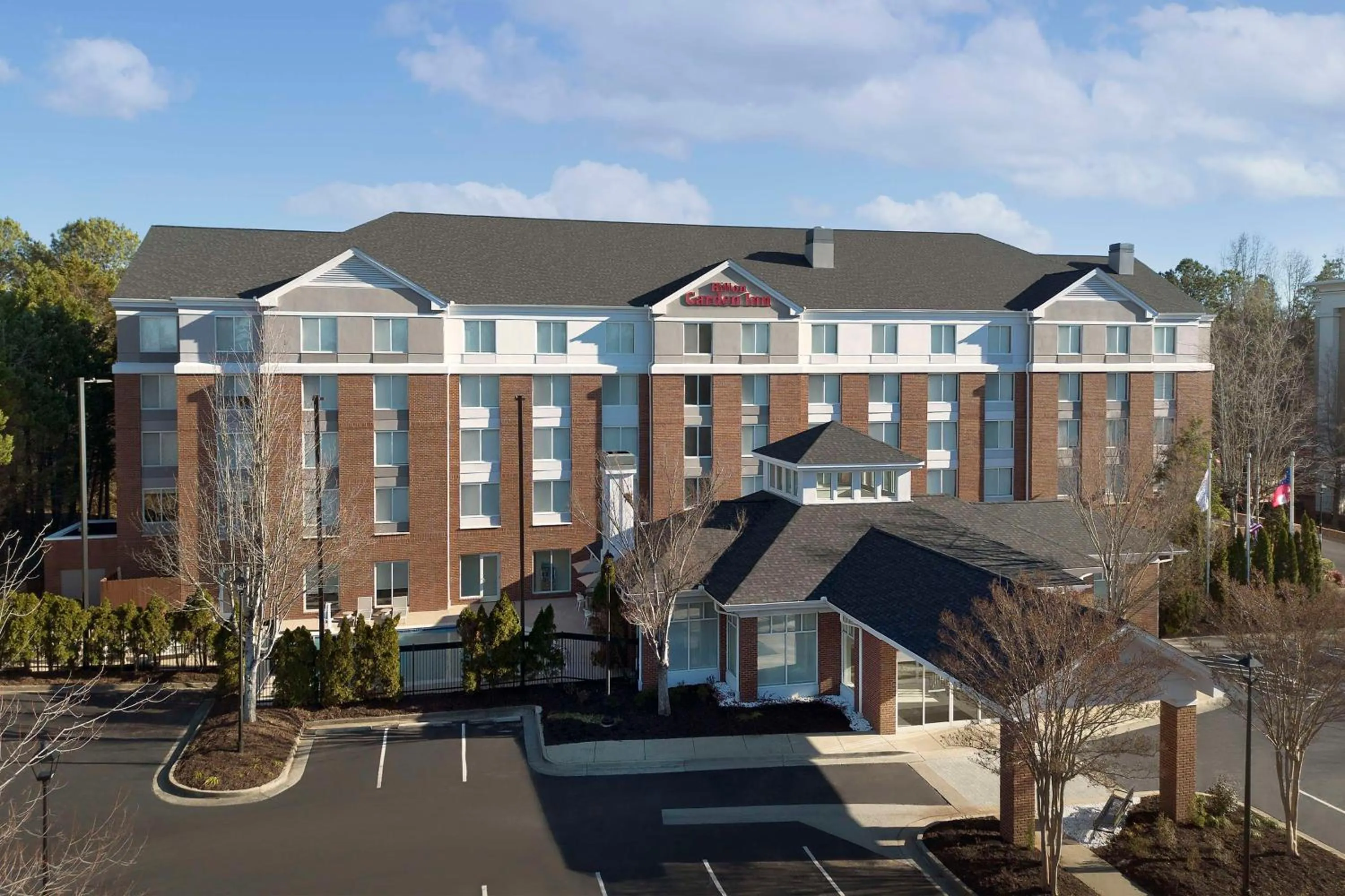 Property building in Hilton Garden Inn Atlanta North/Johns Creek