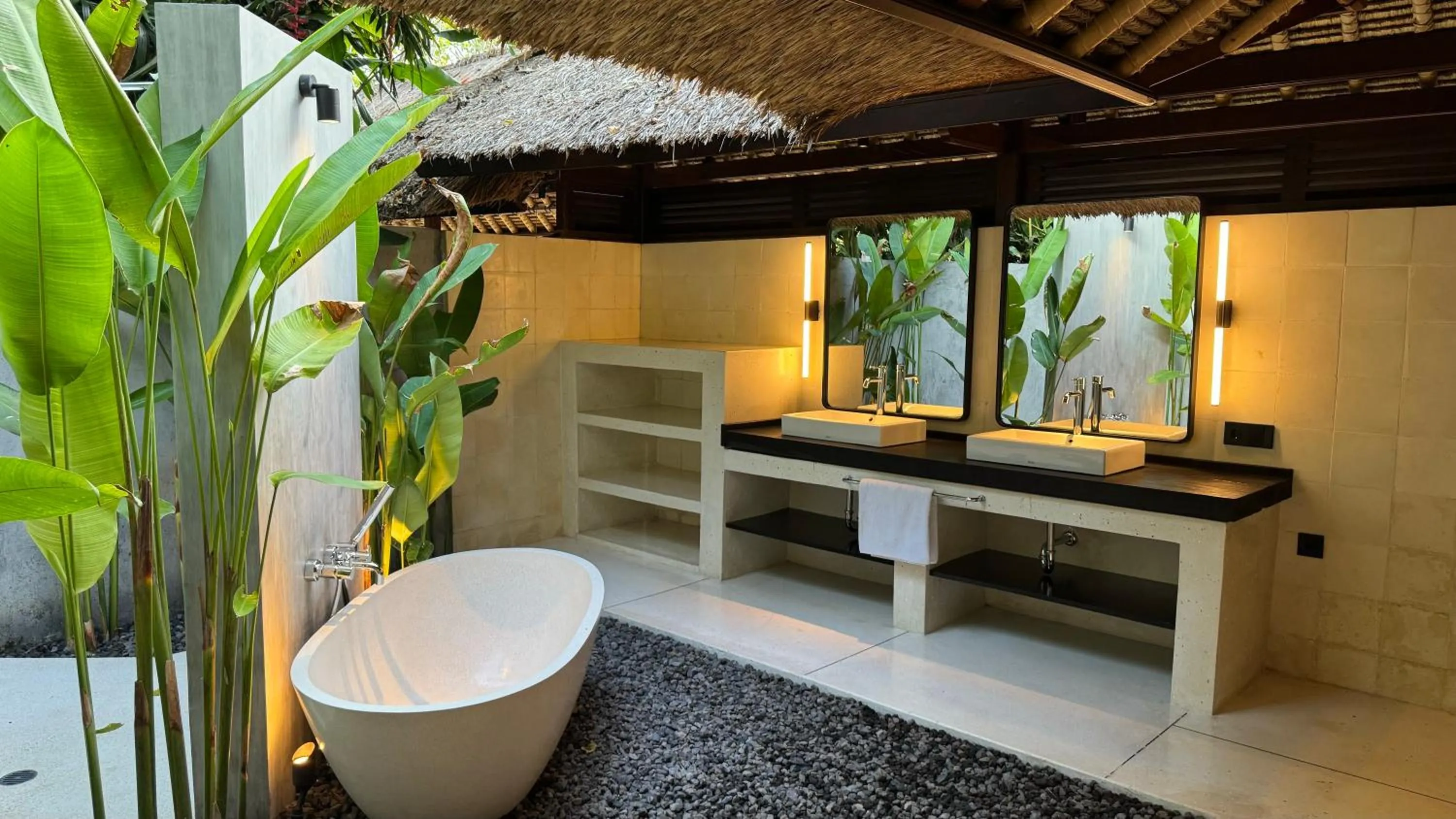 Bathroom in Villa Pantulan Bali