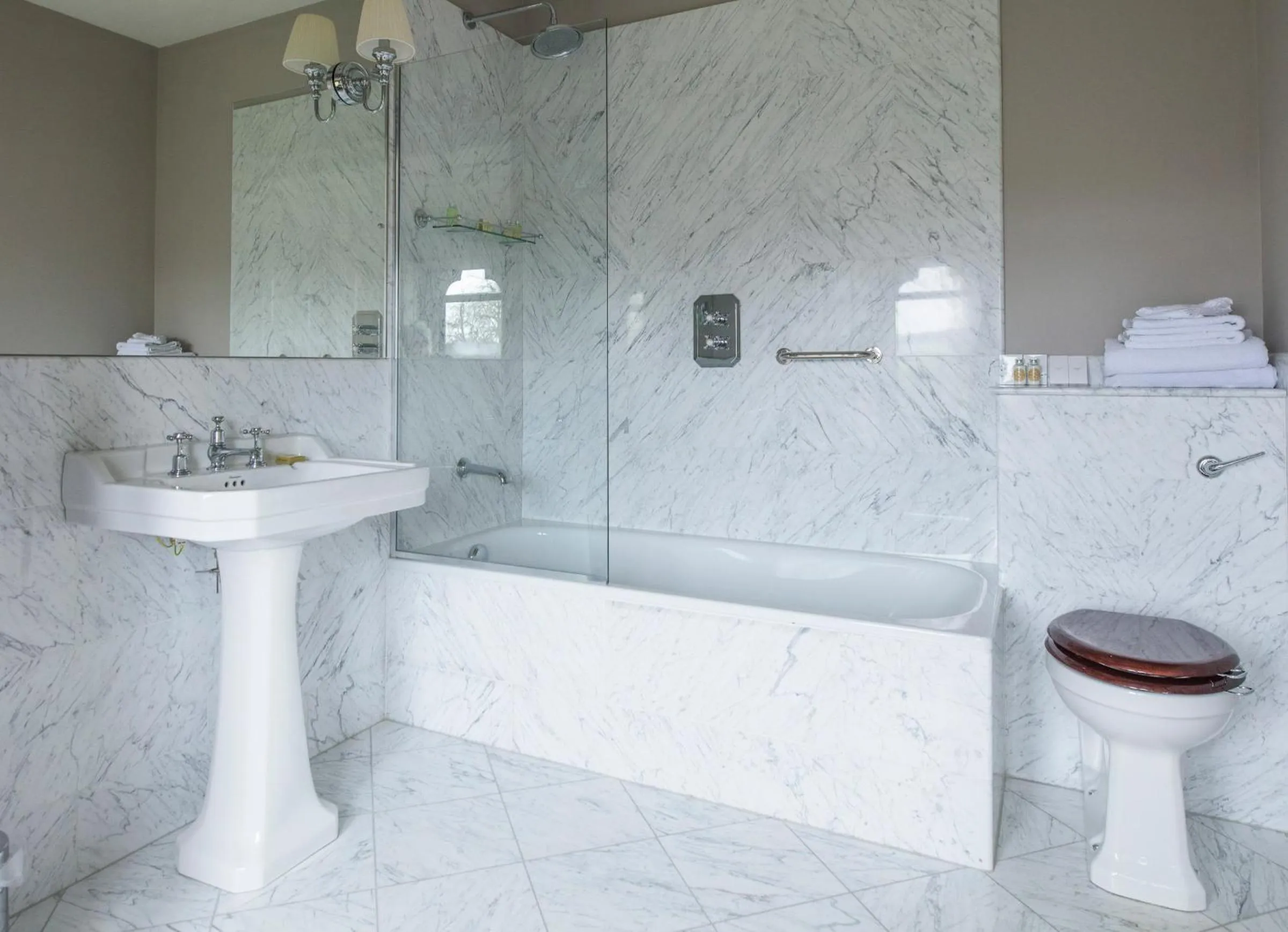 Toilet in Kilkea Castle