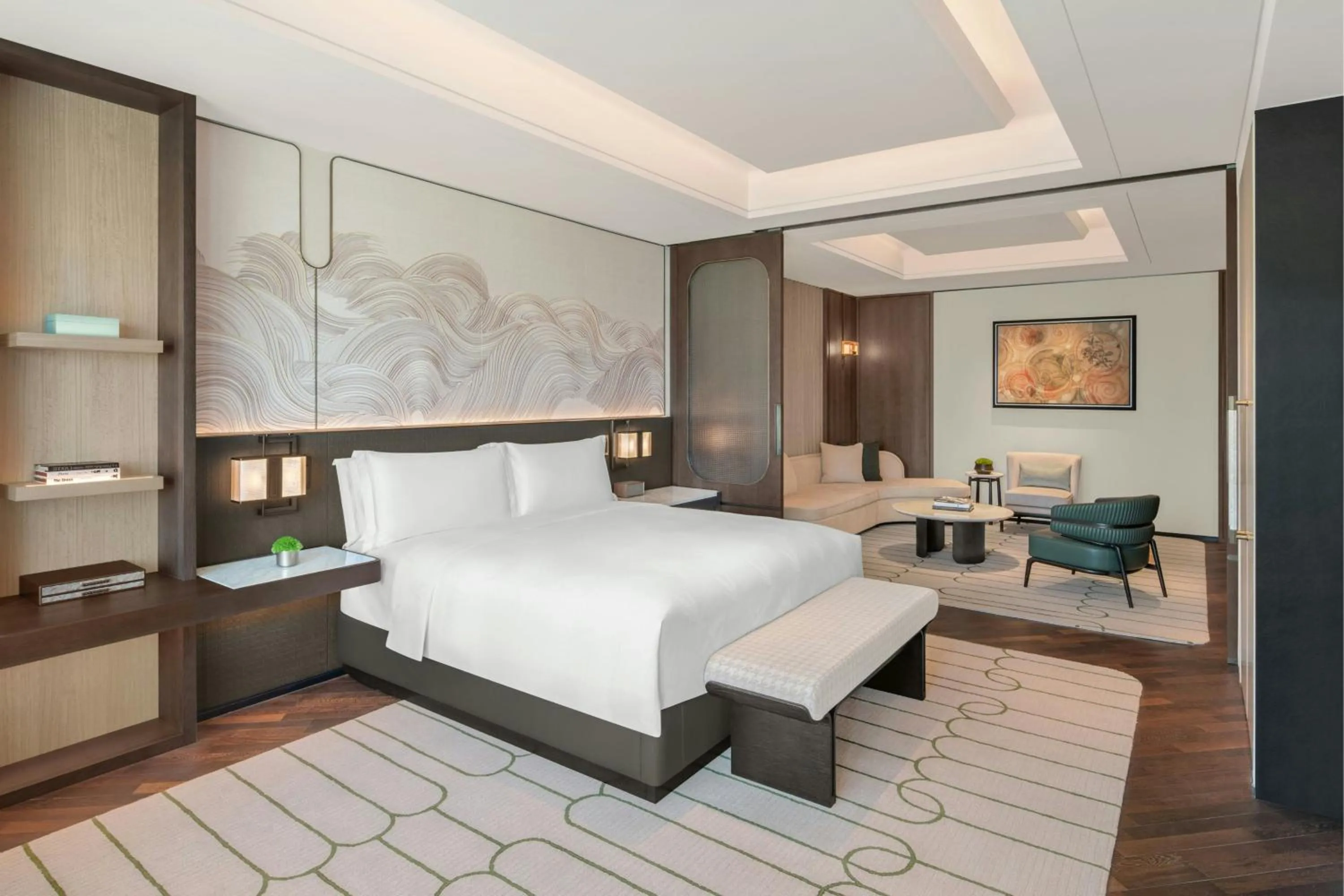 Bedroom, Bed in The Ritz-Carlton, Shenzhen