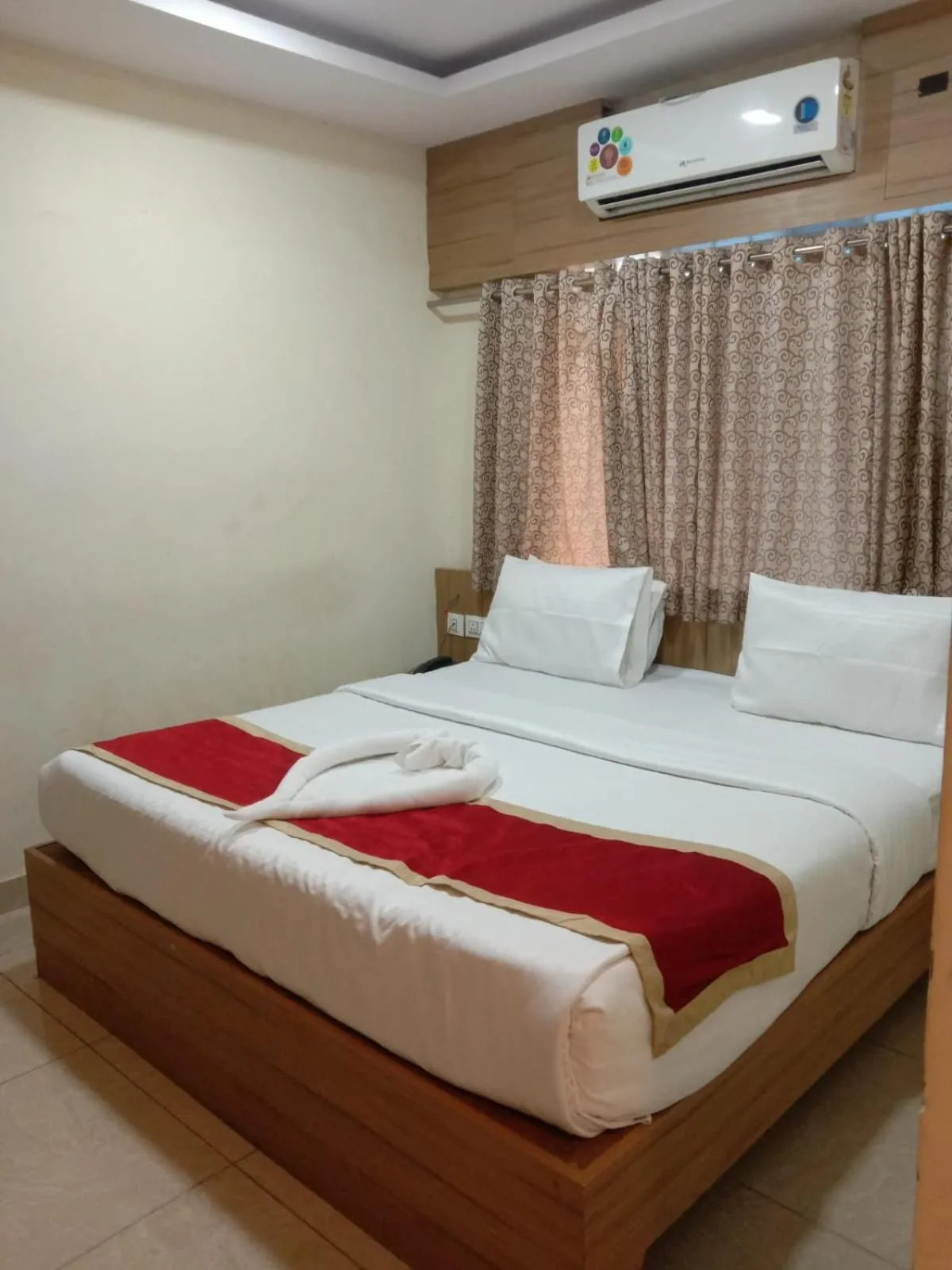 Bedroom, Bed in Hotel Blue Bell