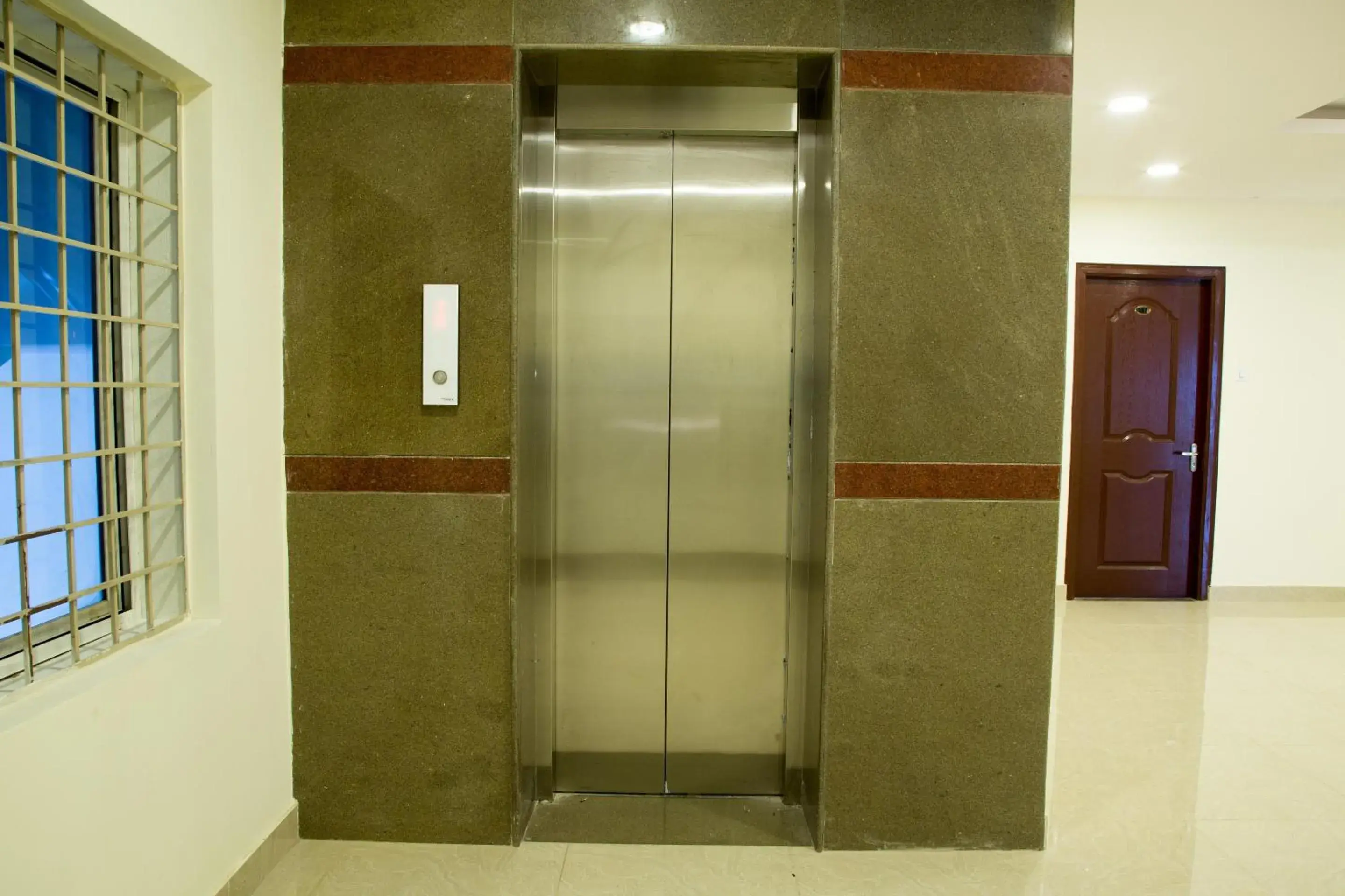 Lobby or reception in Hotel Blue Bell Lobby or reception in Hotel Blue Bell