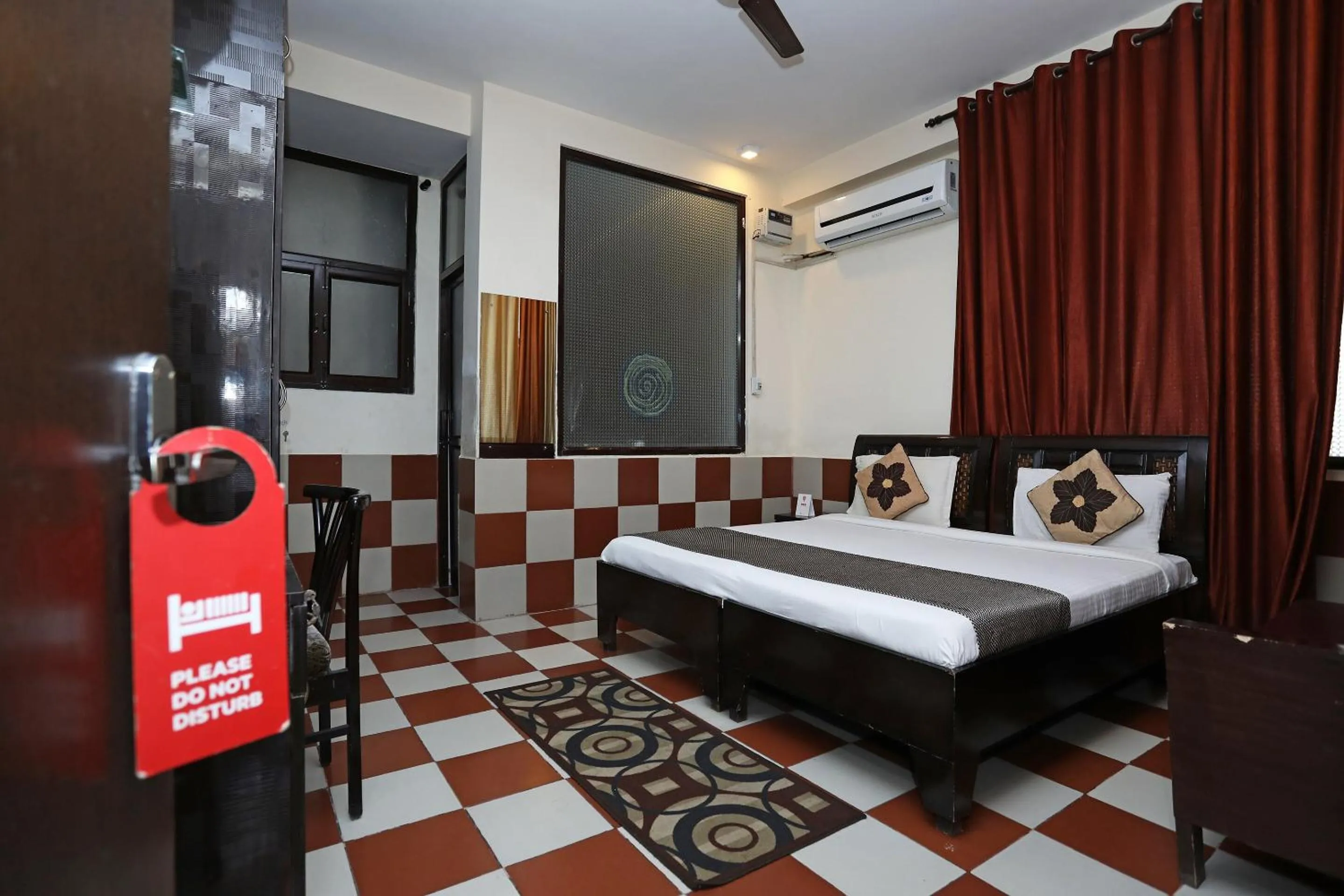 Bedroom in Hotel O Grand Empire Expressway