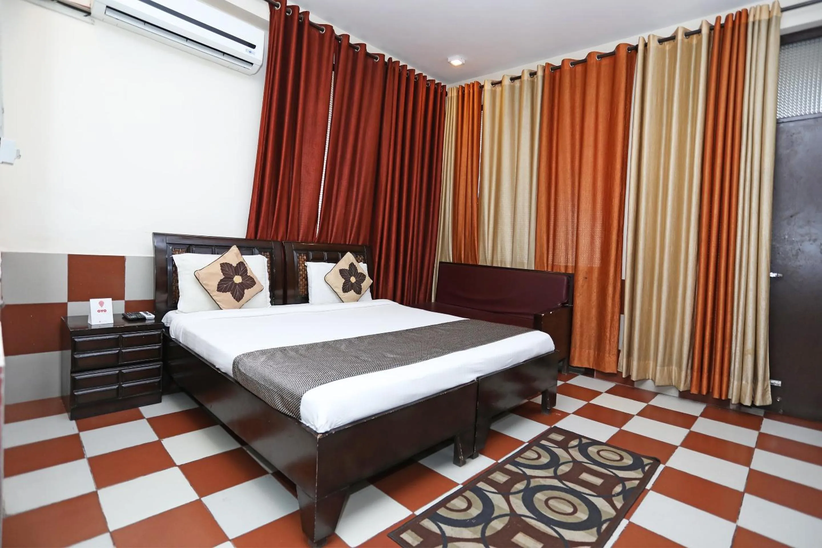 Bedroom in Hotel O Grand Empire Expressway
