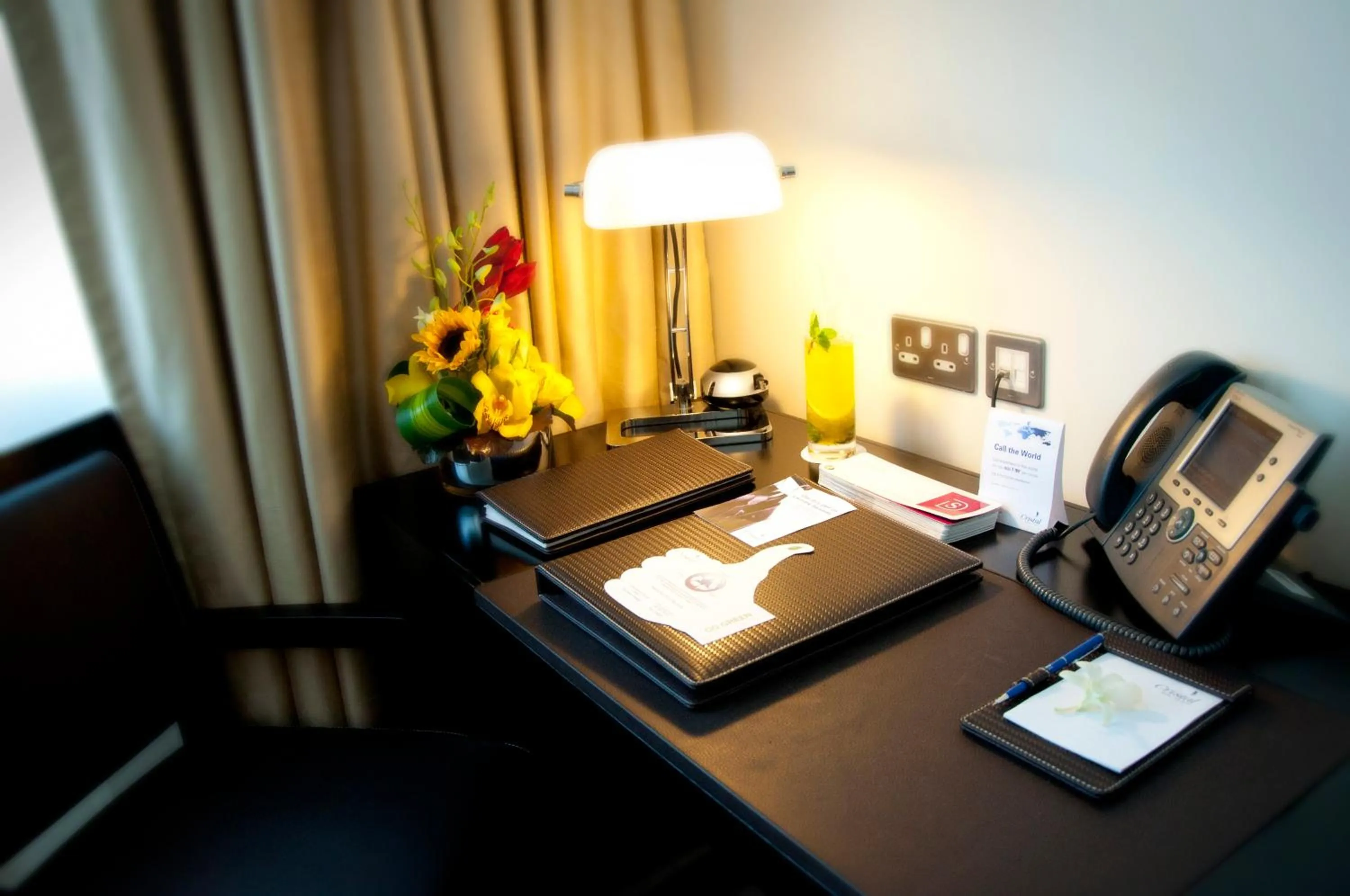 Seating area, Bed in Cristal Hotel Abu Dhabi