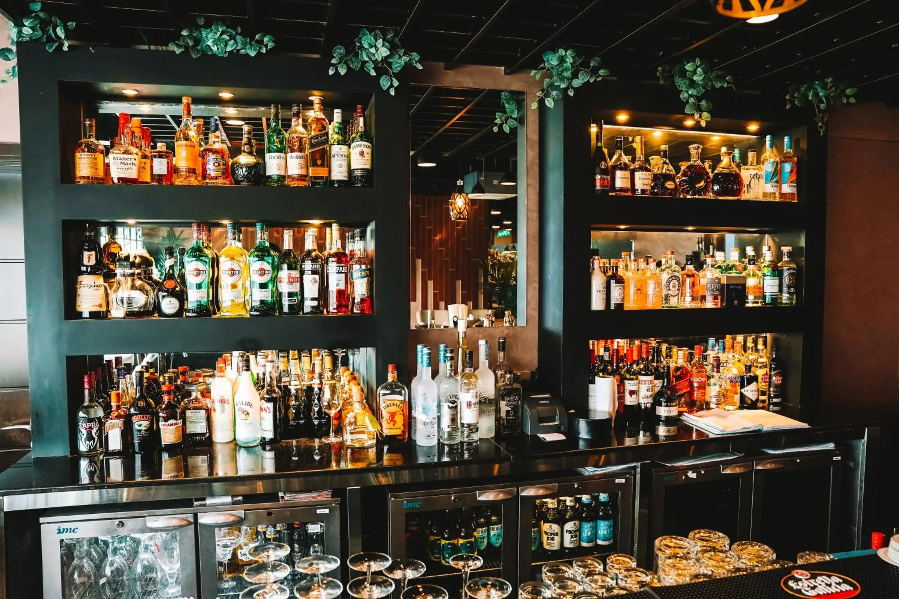 Restaurant/places to eat in Cristal Hotel Abu Dhabi Restaurant/places to eat in Cristal Hotel Abu Dhabi