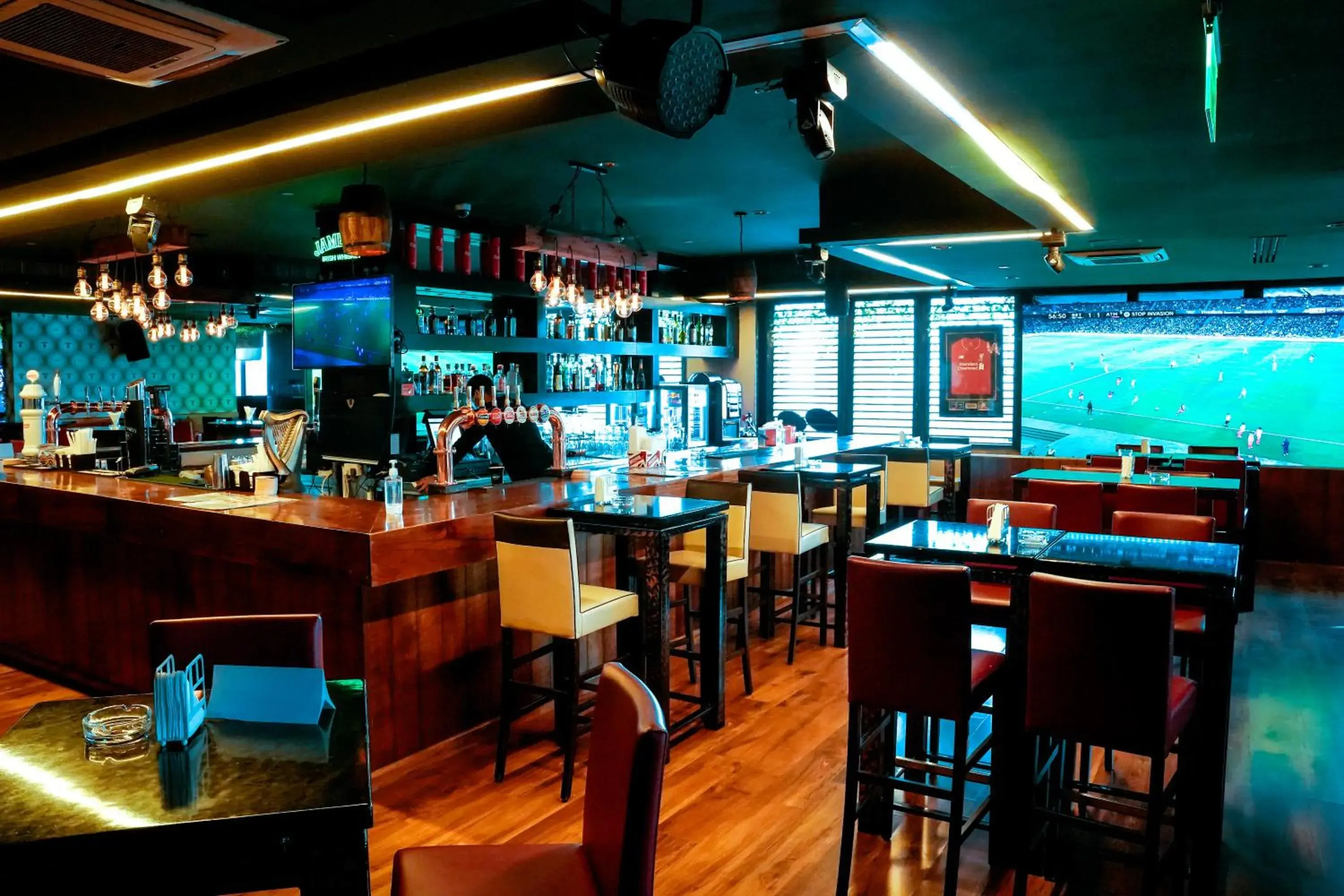 Restaurant/places to eat in Cristal Hotel Abu Dhabi Restaurant/places to eat in Cristal Hotel Abu Dhabi