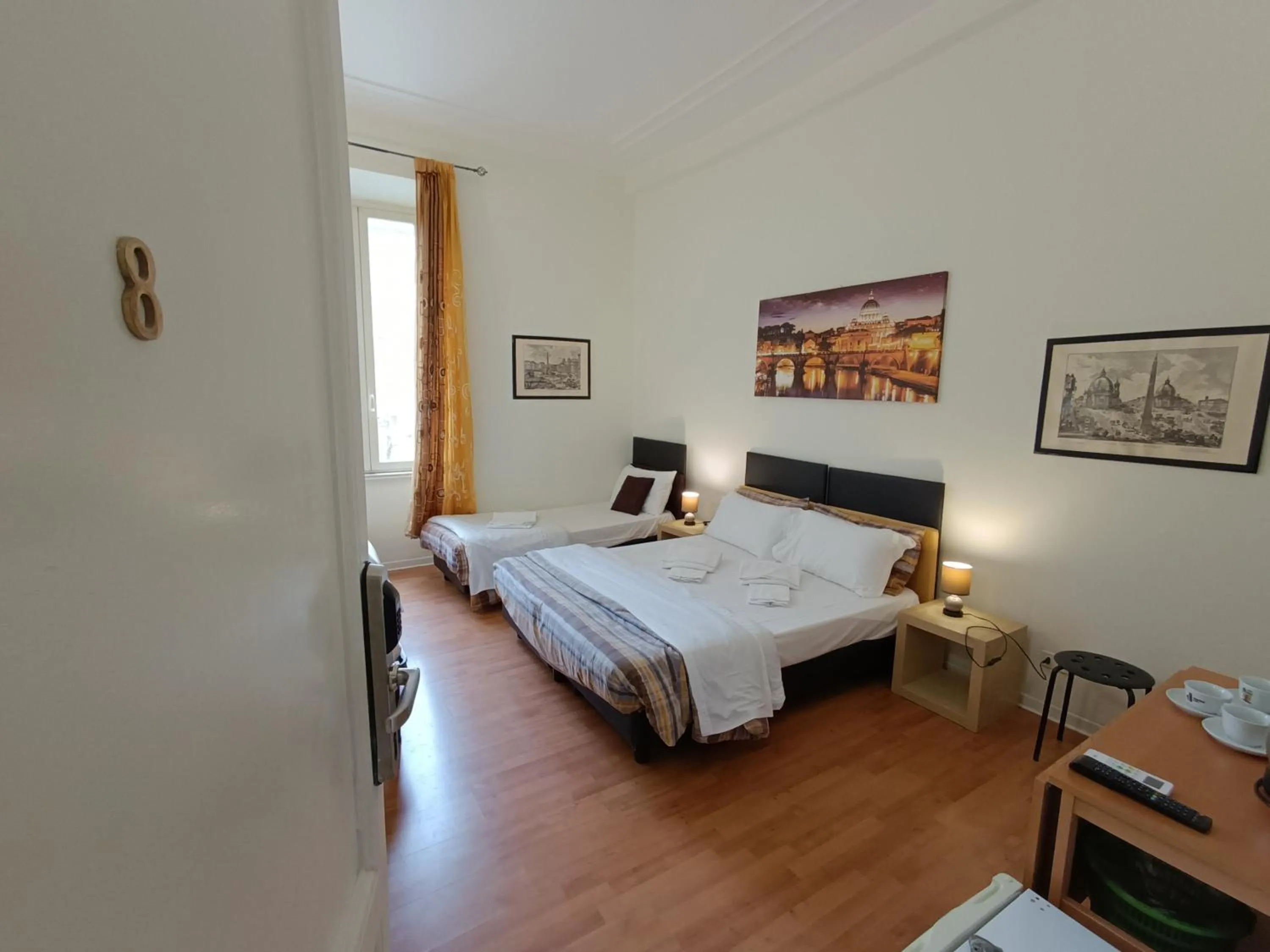 Bed in Quo Vadis Roma 2