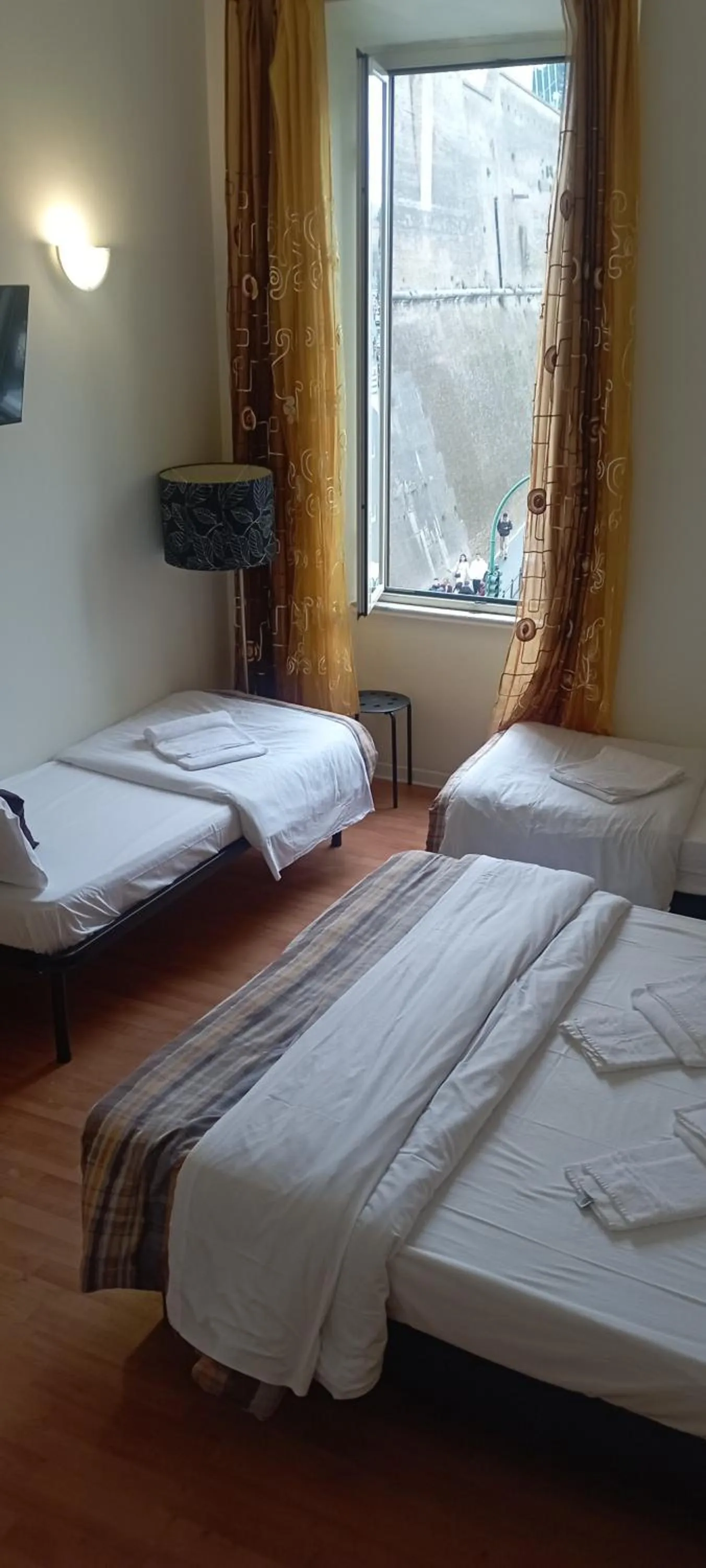 Bed in Quo Vadis Roma 2