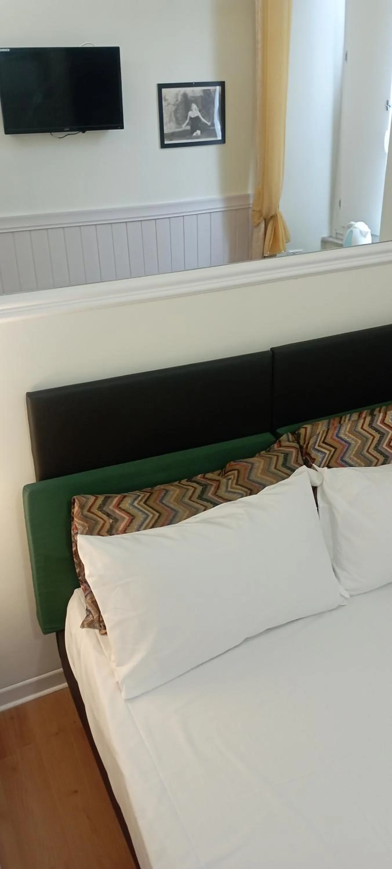 Bed in Quo Vadis Roma 2