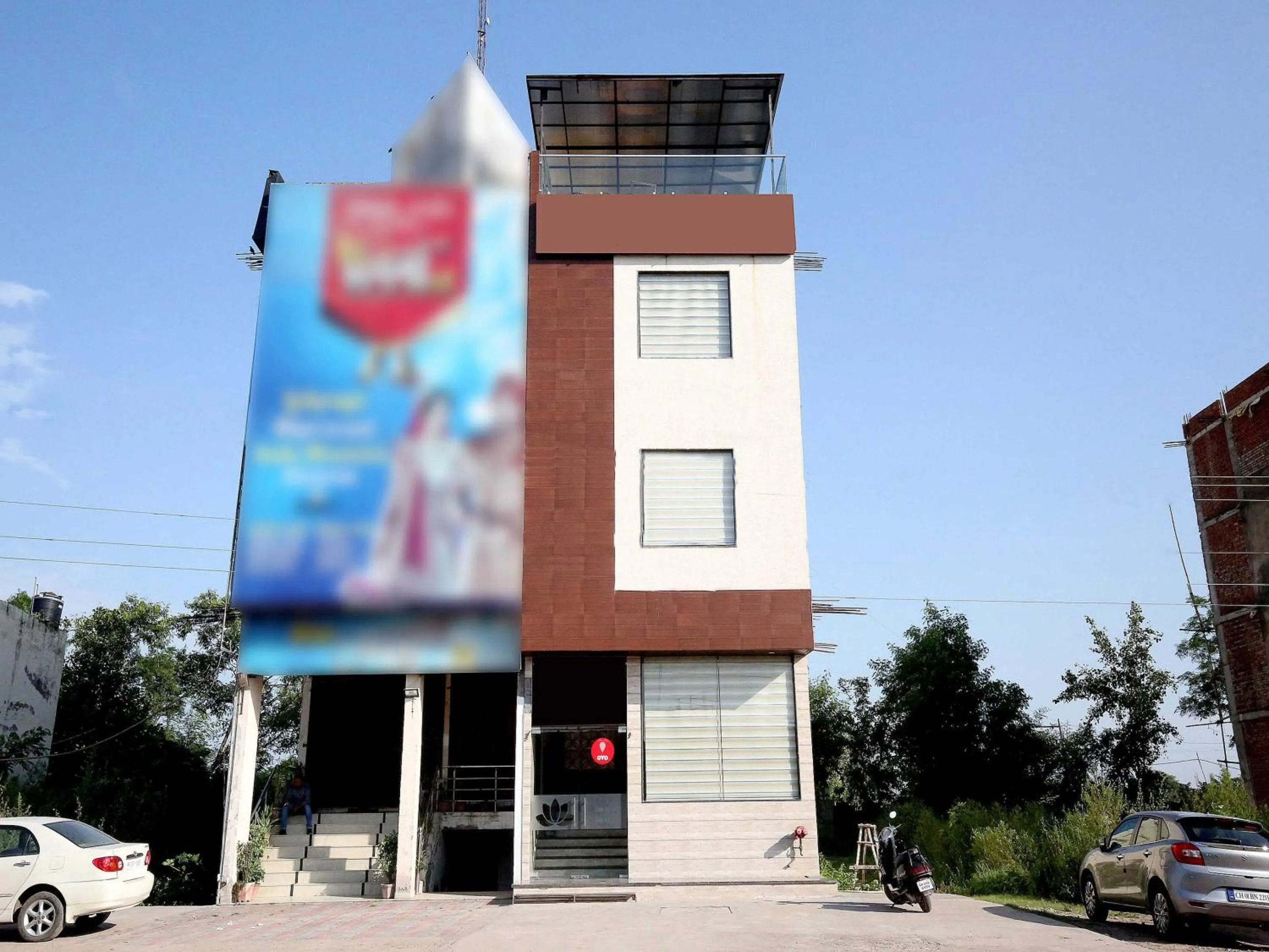 Facade/entrance in Hotel O Tricity Relax Inn