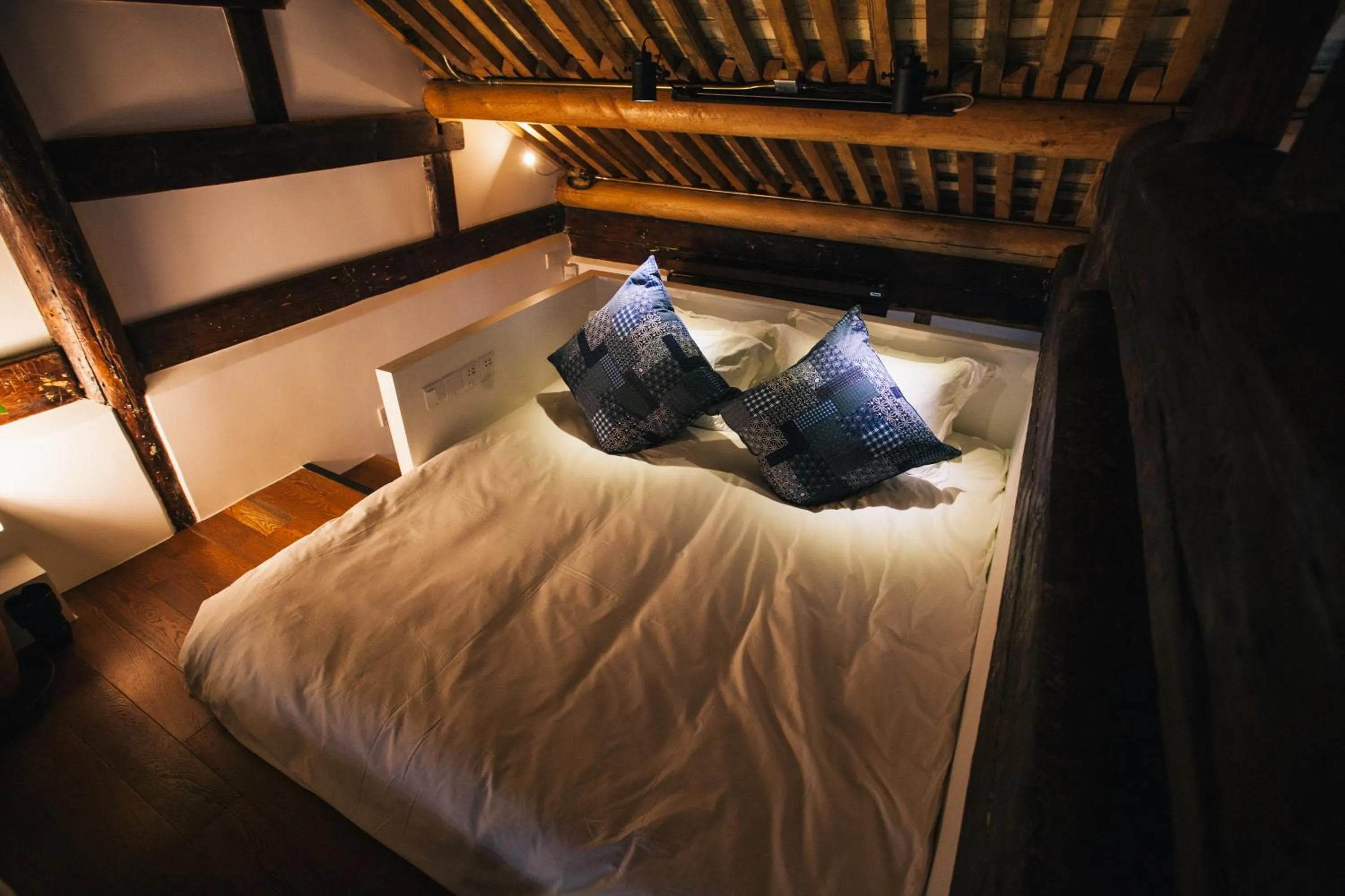 Bedroom, Bed in The Orchid Hotel - Old Town & Drum Tower