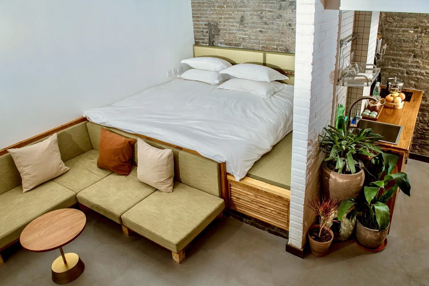 Photo of the whole room, Bed in The Orchid Hotel - Old Town & Drum Tower