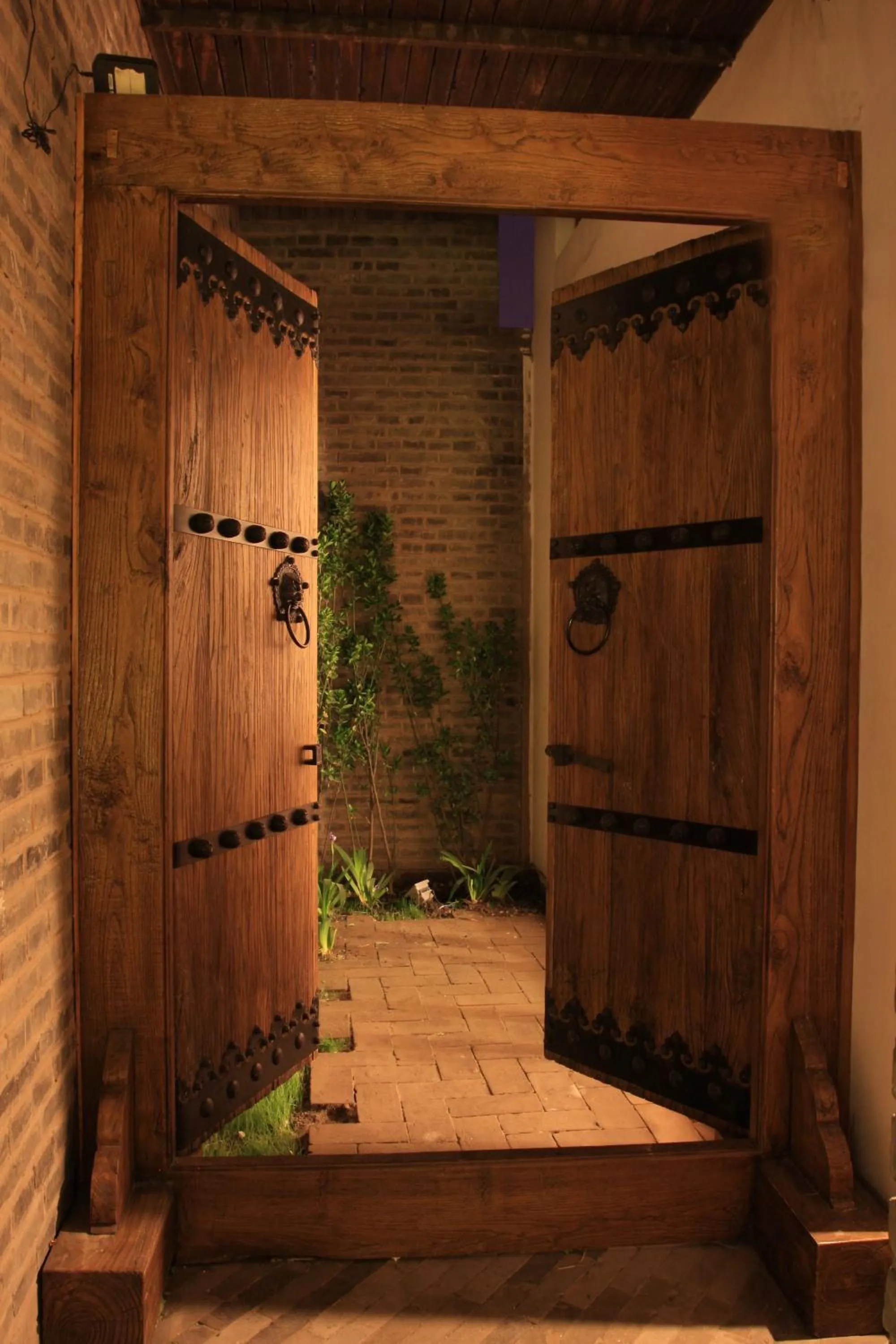 The Orchid Hotel - Old Town & Drum Tower