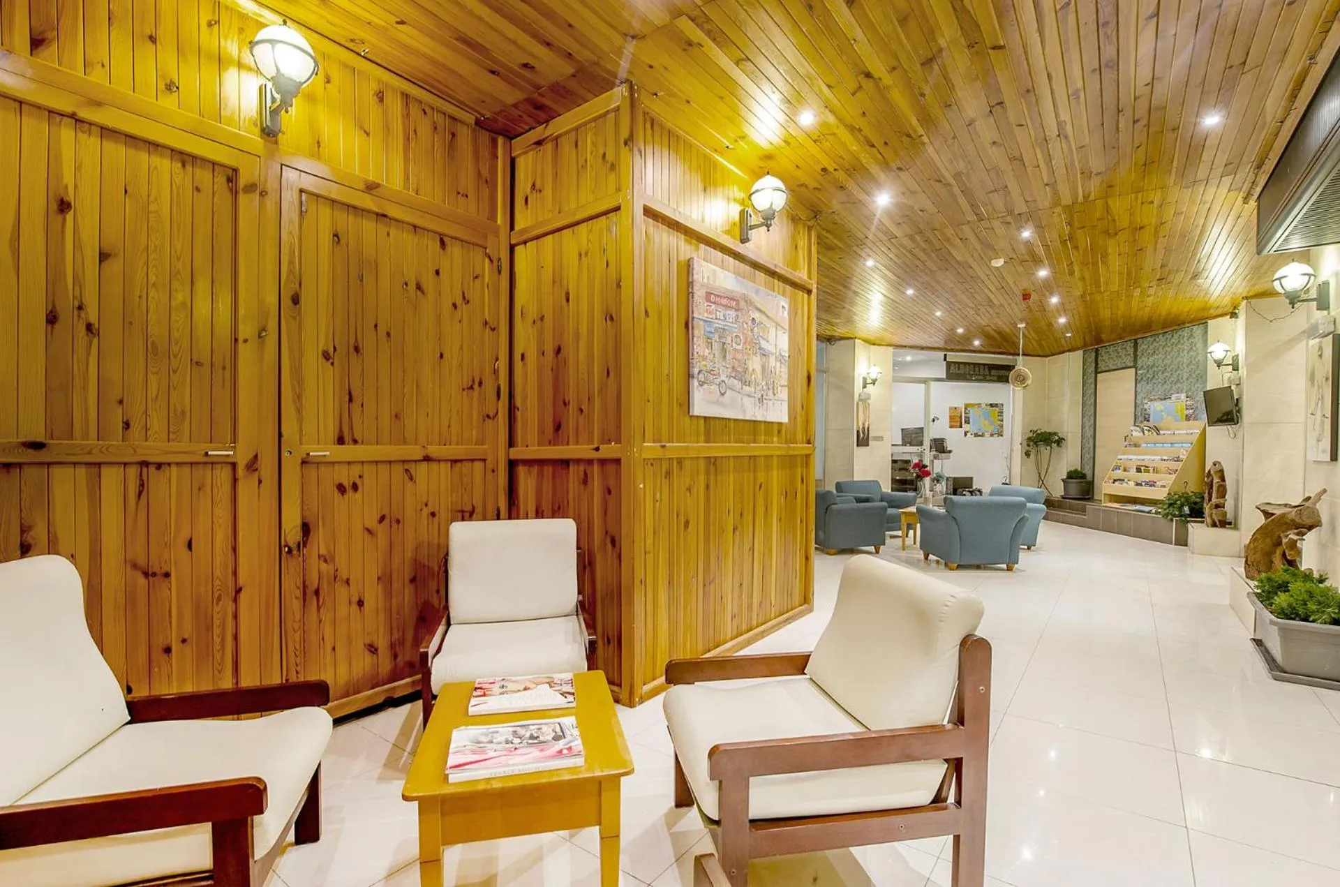 Lounge or bar in Alborada Apart Hotel