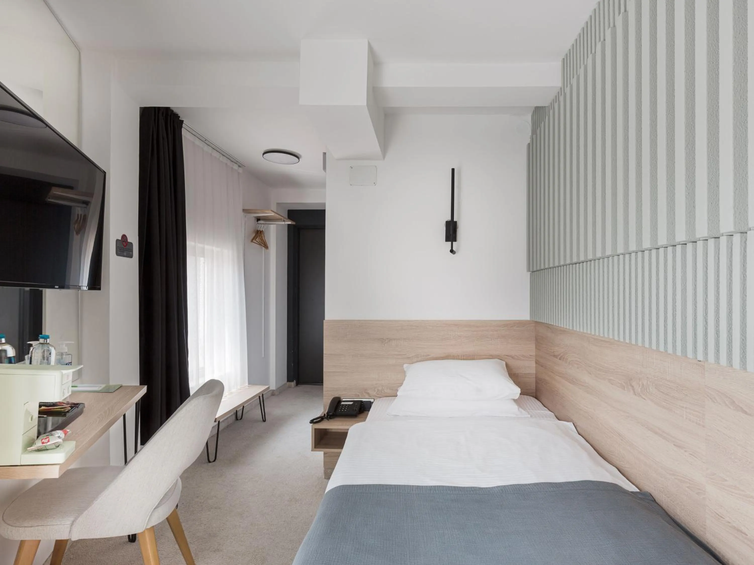 Photo of the whole room, Bed in City Park Hotel