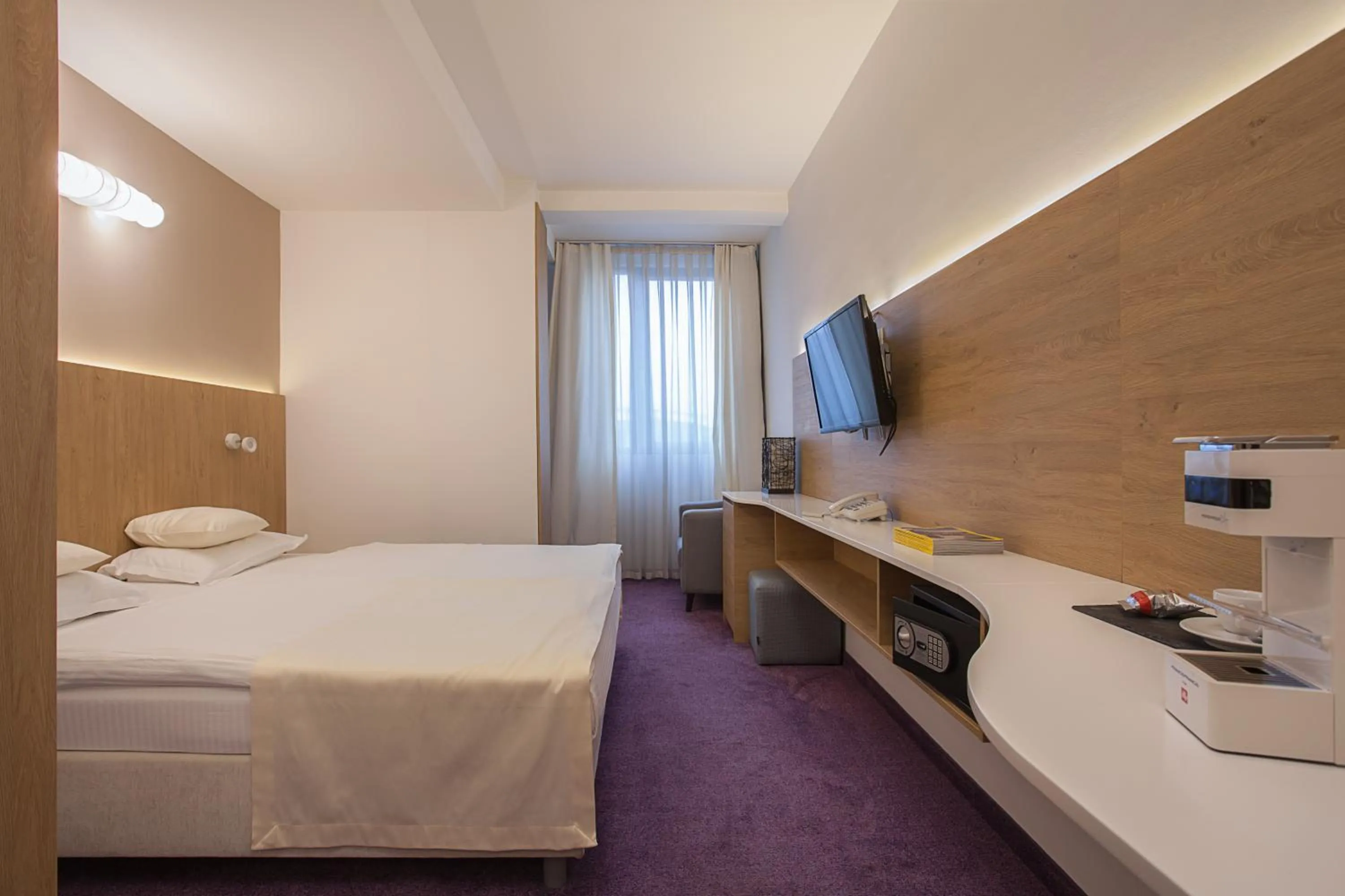 Other, Bed in City Park Hotel