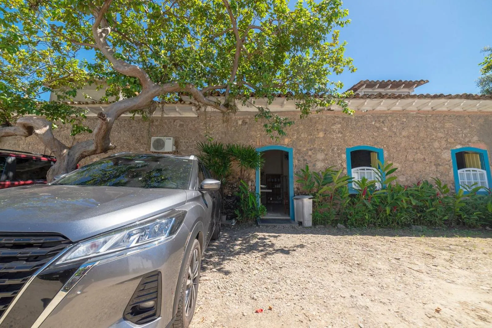 Parking in Pousada Vila do Porto