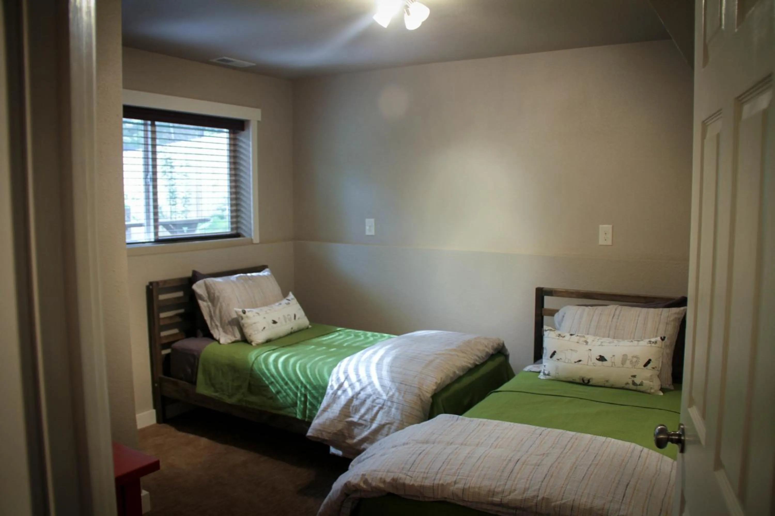 Bed in The 8th Street Retreat