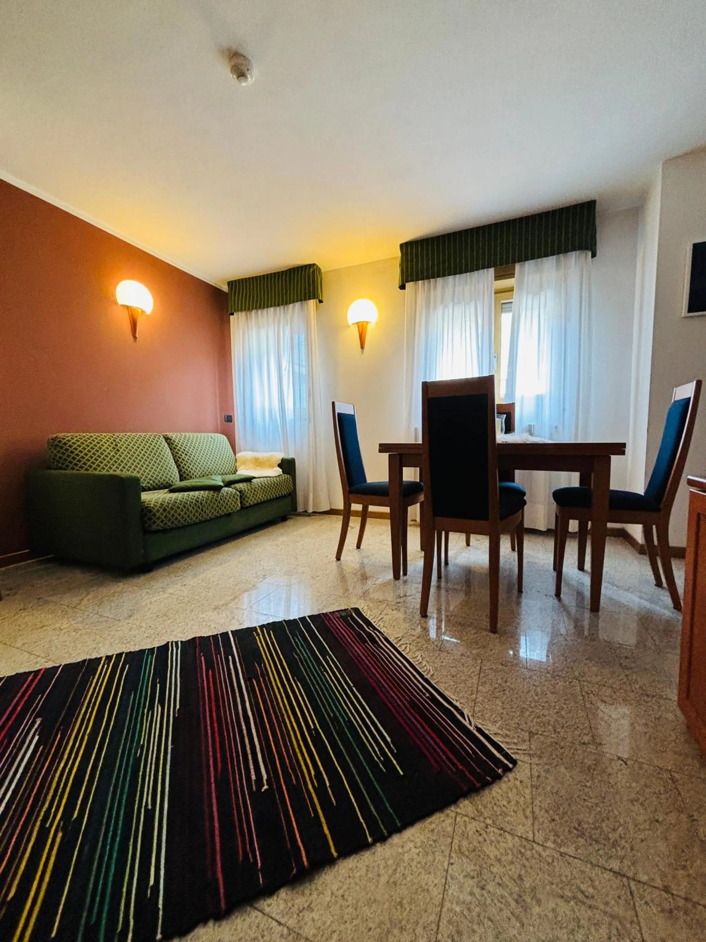 TV and multimedia in Residence Pizzo Scalino