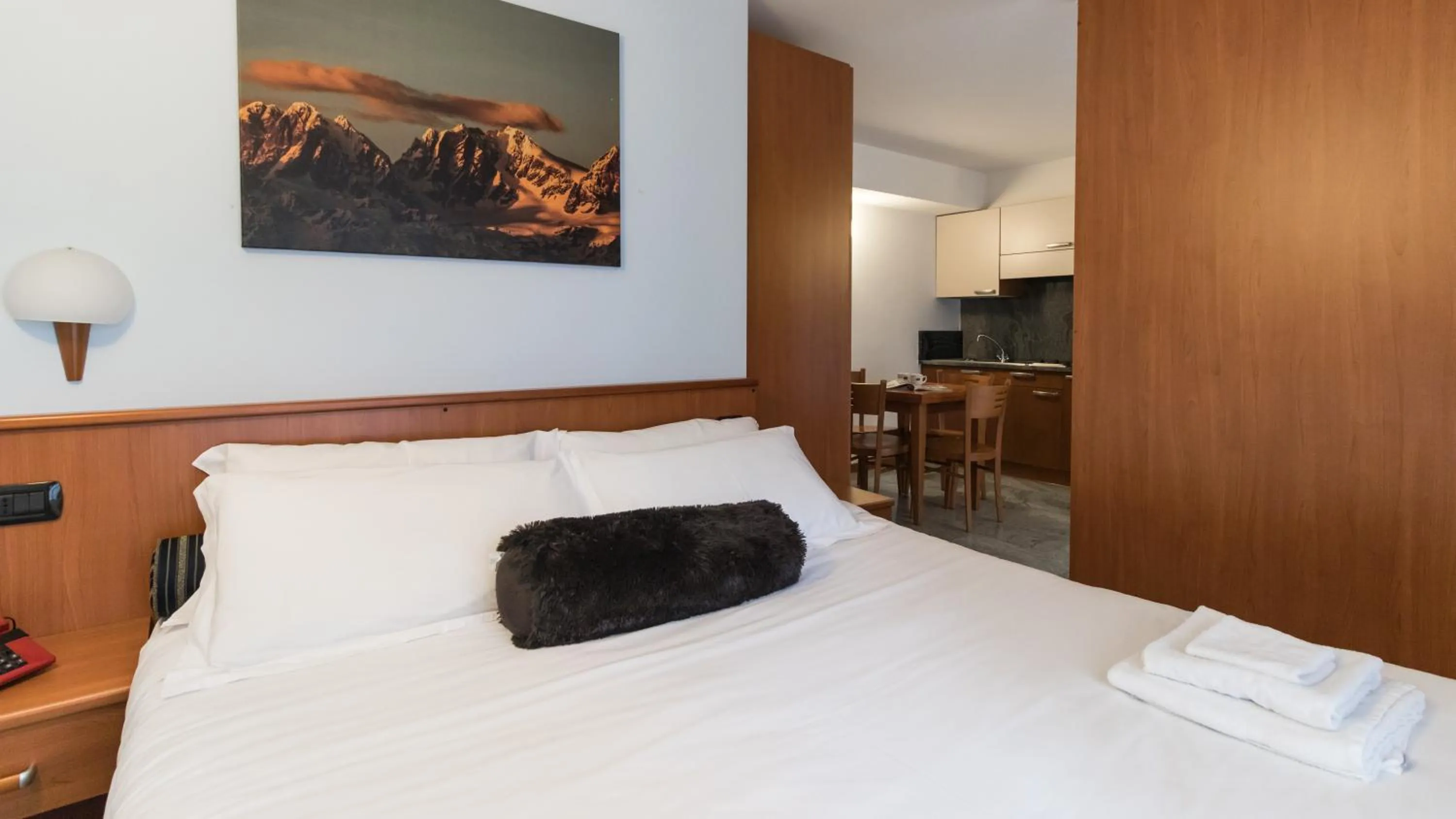 Bed in Residence Pizzo Scalino