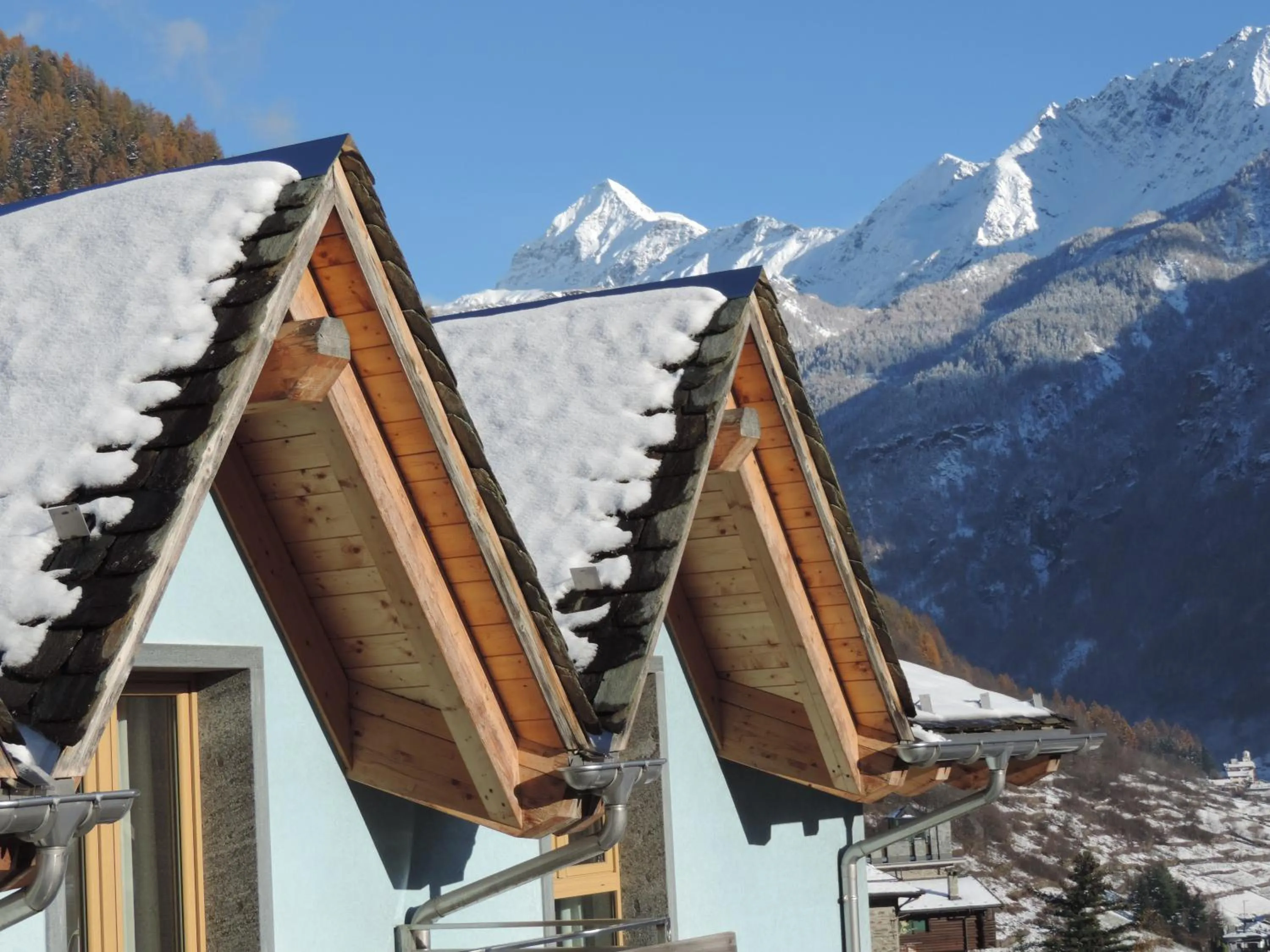 Property building in Residence Pizzo Scalino