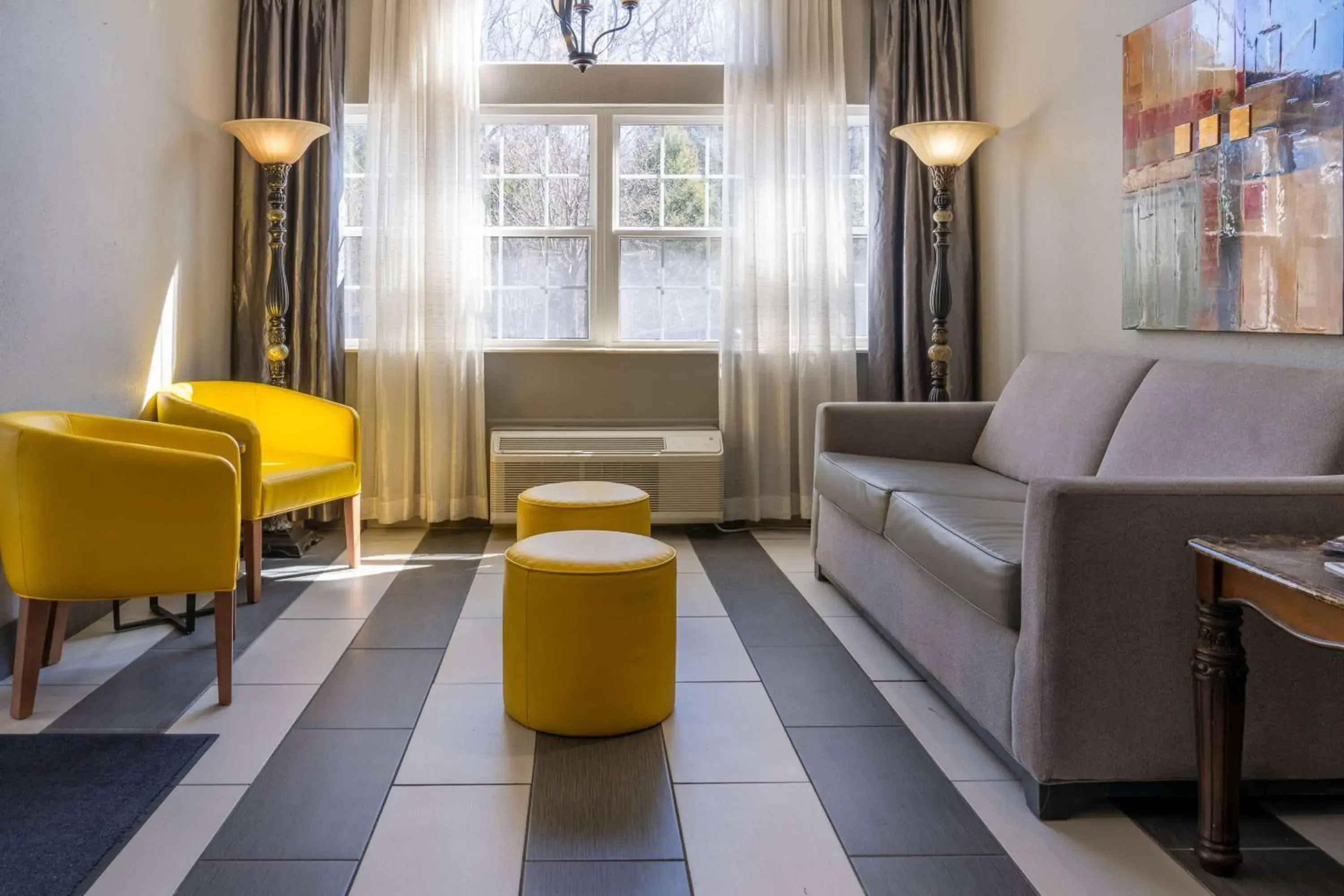 Lobby or reception in Microtel Inn & Suites by Wyndham Pigeon Forge Lobby or reception in Microtel Inn & Suites by Wyndham Pigeon Forge