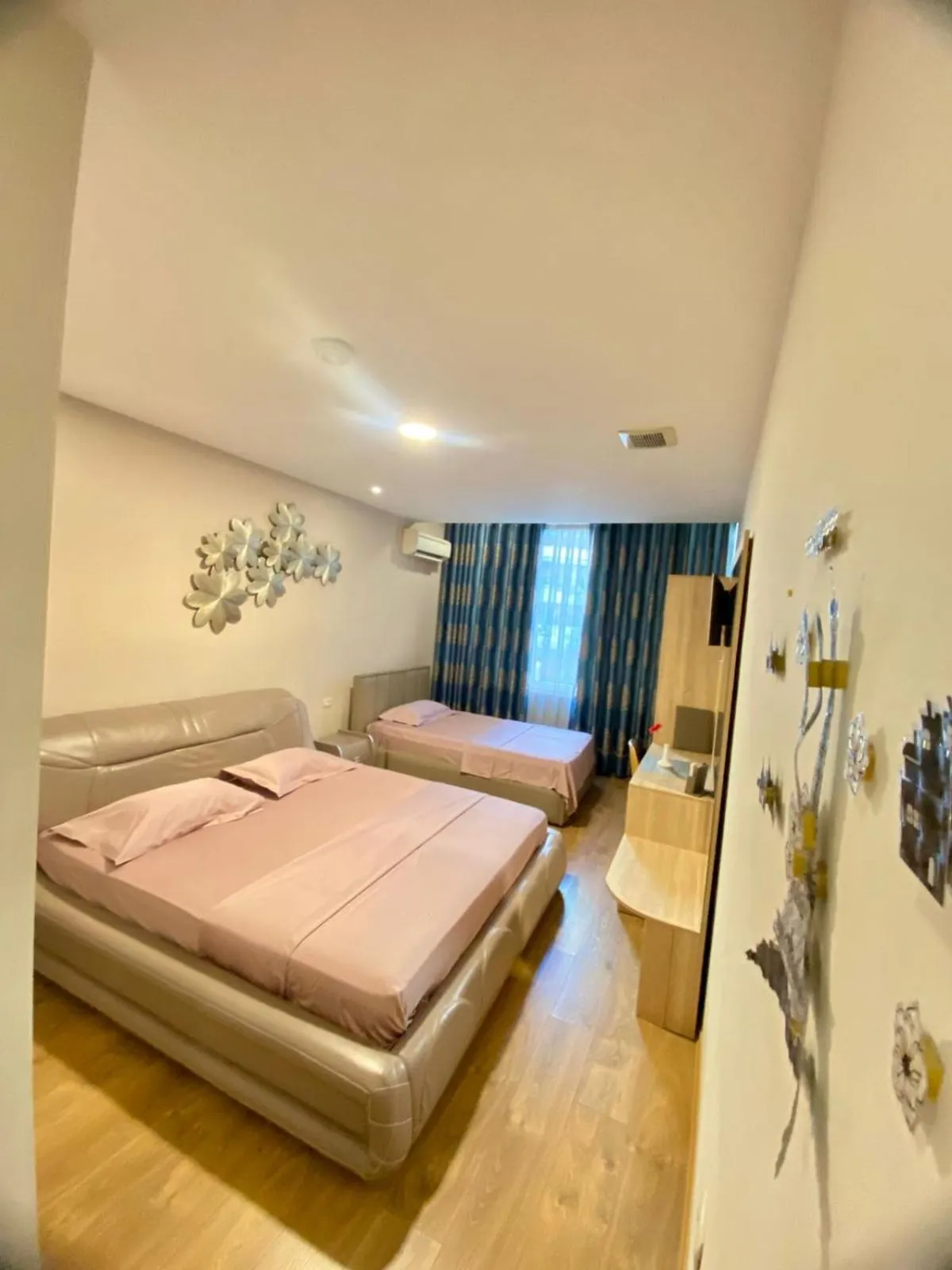 Bed in Park Hotel Tirana