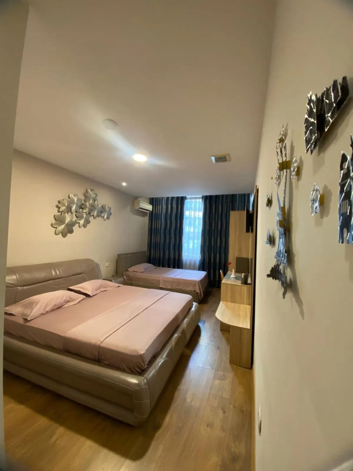 Bed in Park Hotel Tirana