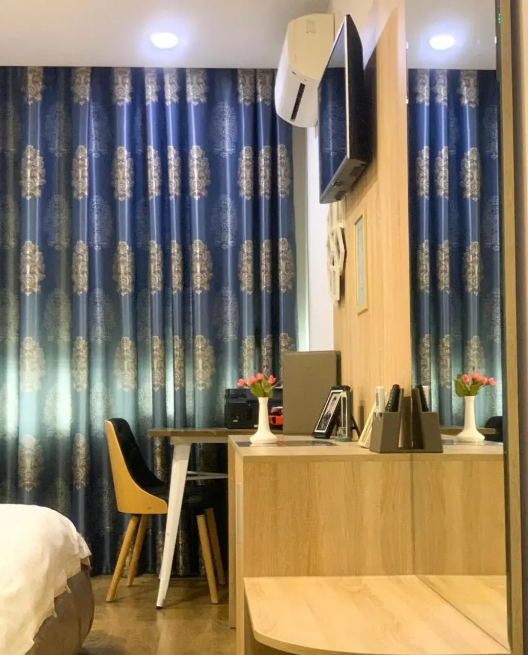 Bedroom, Bed in Park Hotel Tirana Bedroom, Bed in Park Hotel Tirana